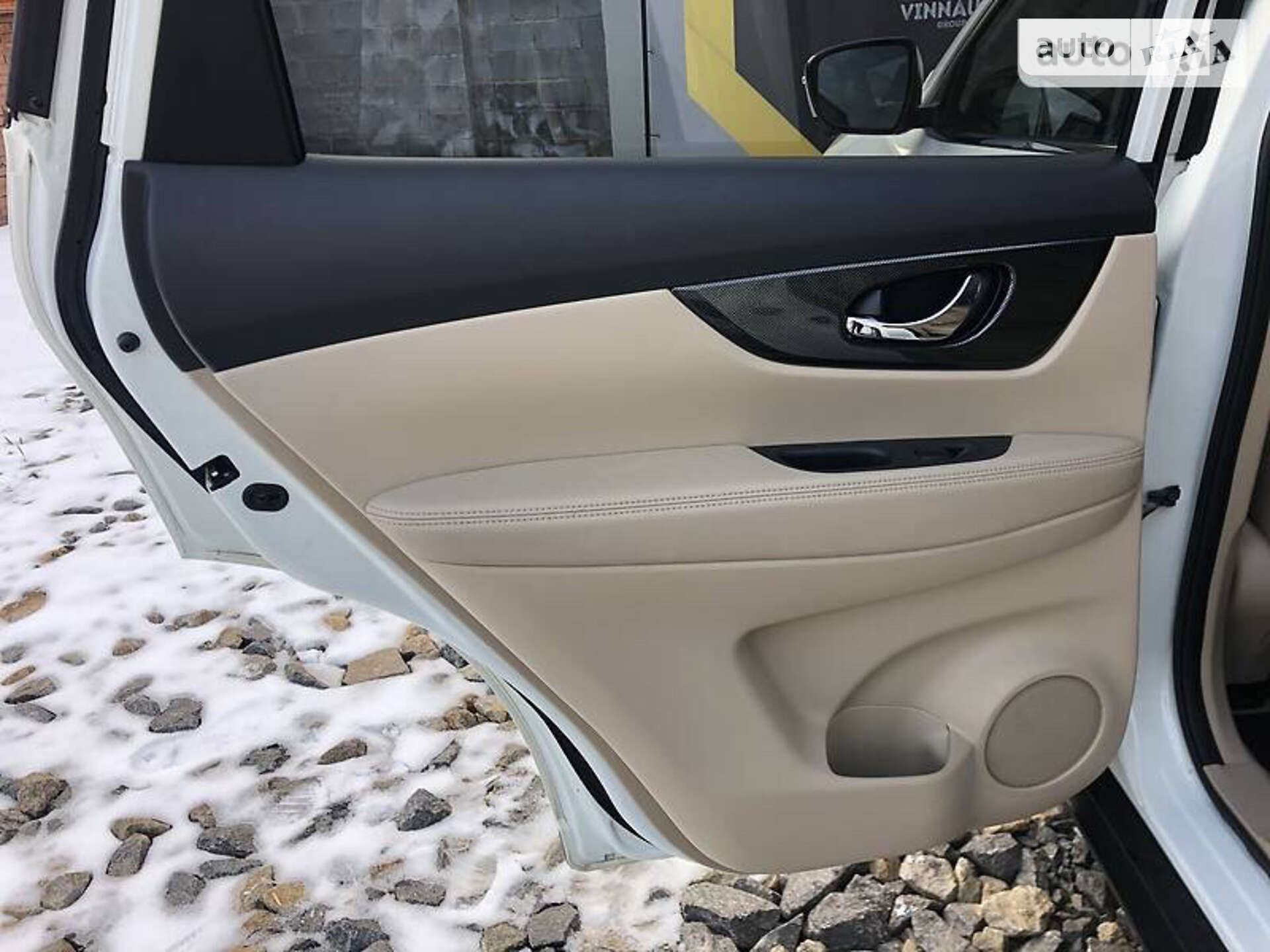Nissan X-Trail 2015 VIN JN1TANT32U0000644 фото оголошення 47 з 65