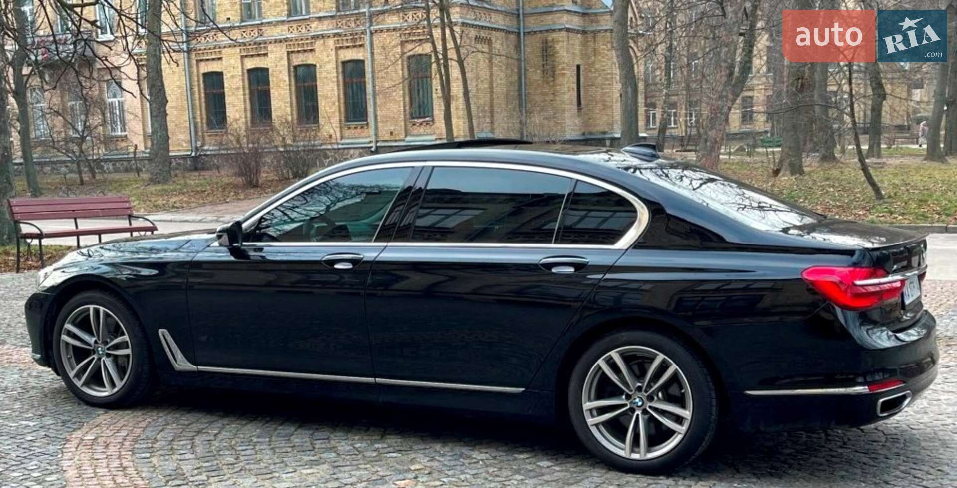 BMW 7 Series 2016 VIN WBA7F2C52GG420440 фото оголошення 12 з 47