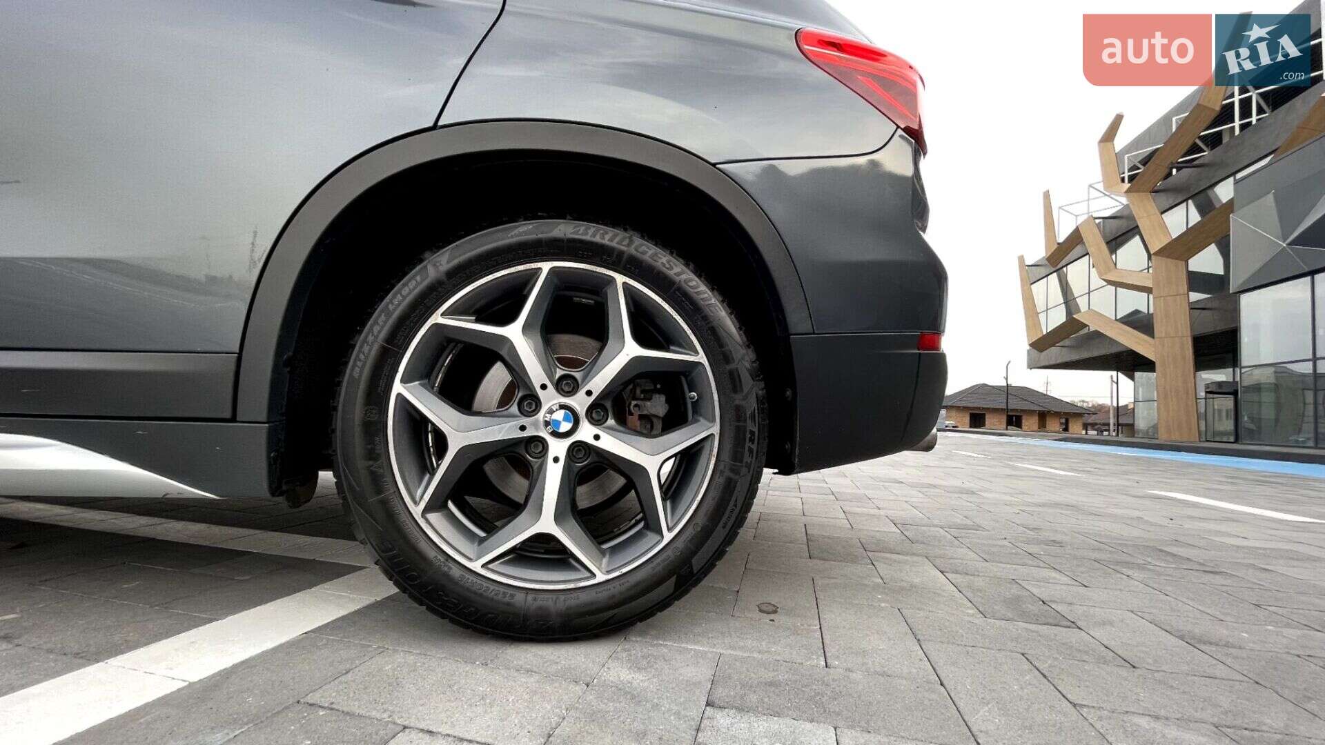 BMW X1 2016 VIN WBXHU7C3XHP924764 фото оголошення 3 з 56
