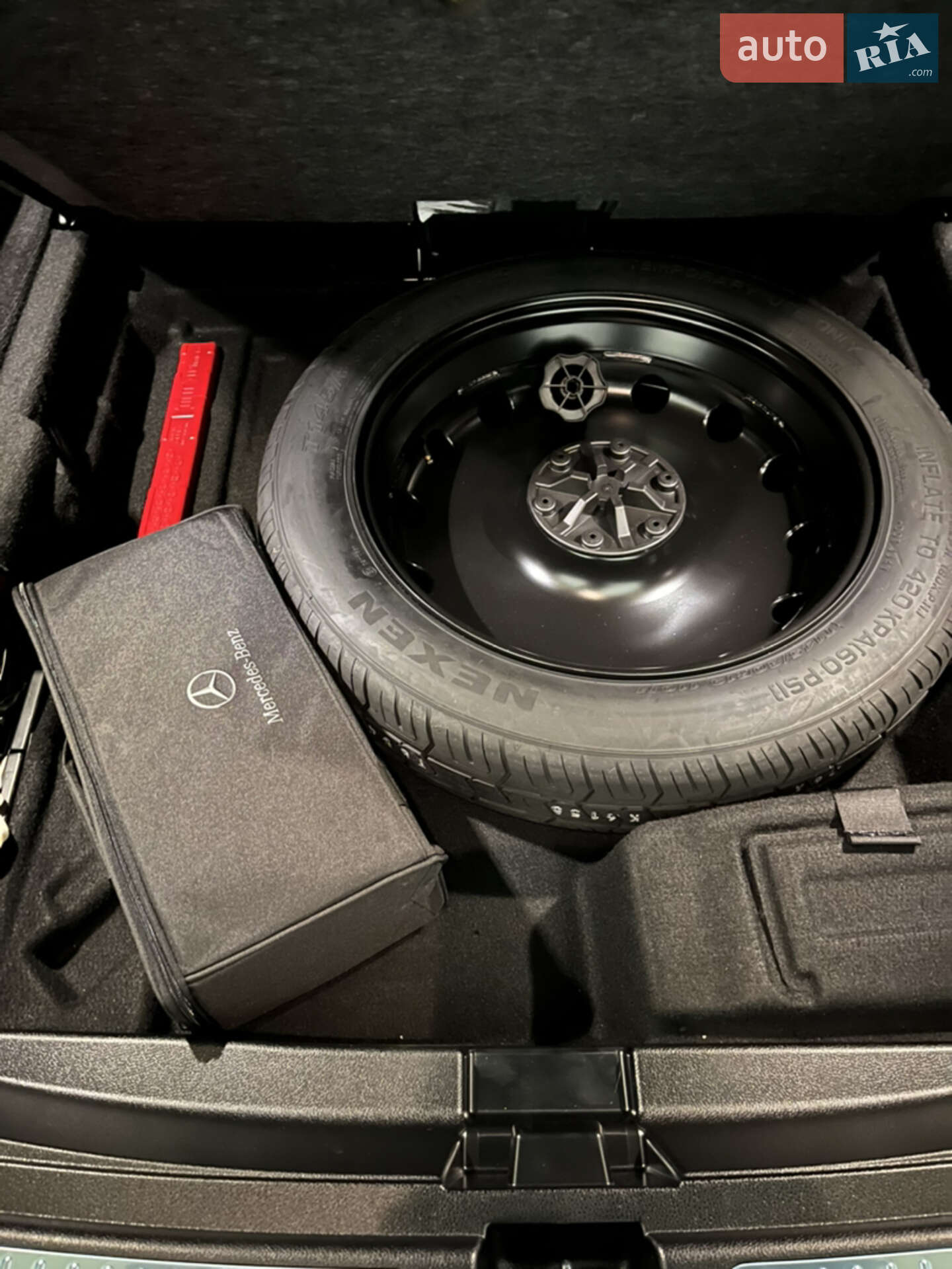 Mercedes-Benz EQC 2022 VIN W1K8P9AB3PF053033 фото оголошення 2 з 26