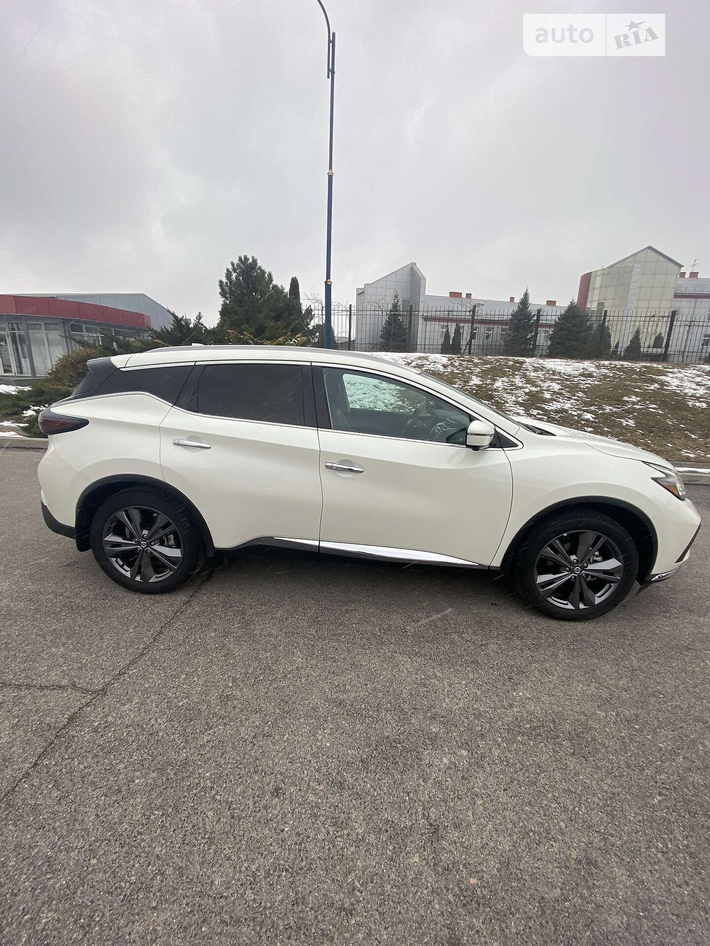 Nissan Murano 2021 VIN 5N1AZ2DJ4MC114270 фото оголошення 2 з 36