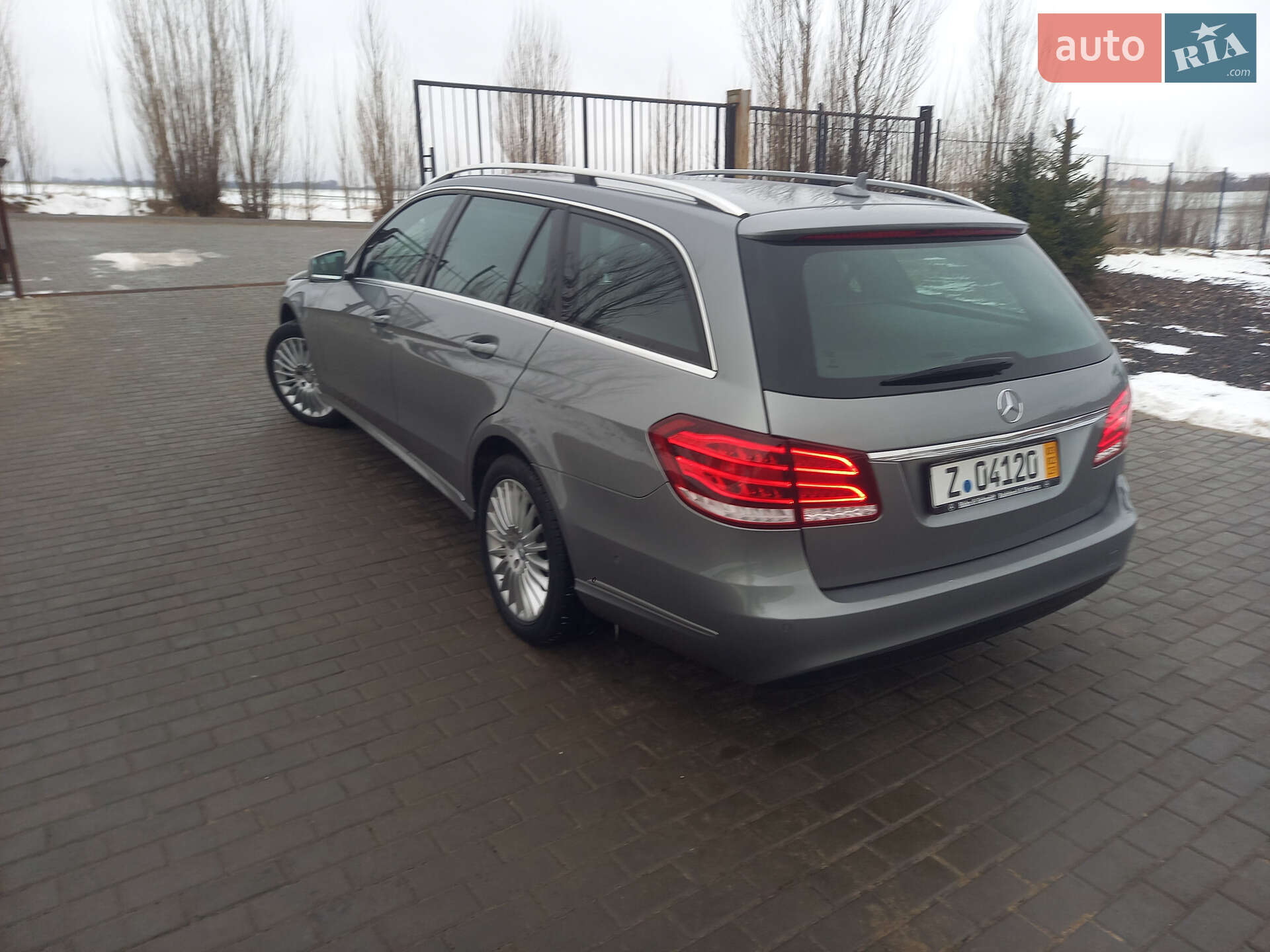Mercedes-Benz E-Class 2014 VIN WDD2122051B009711 фото оголошення 3 з 30