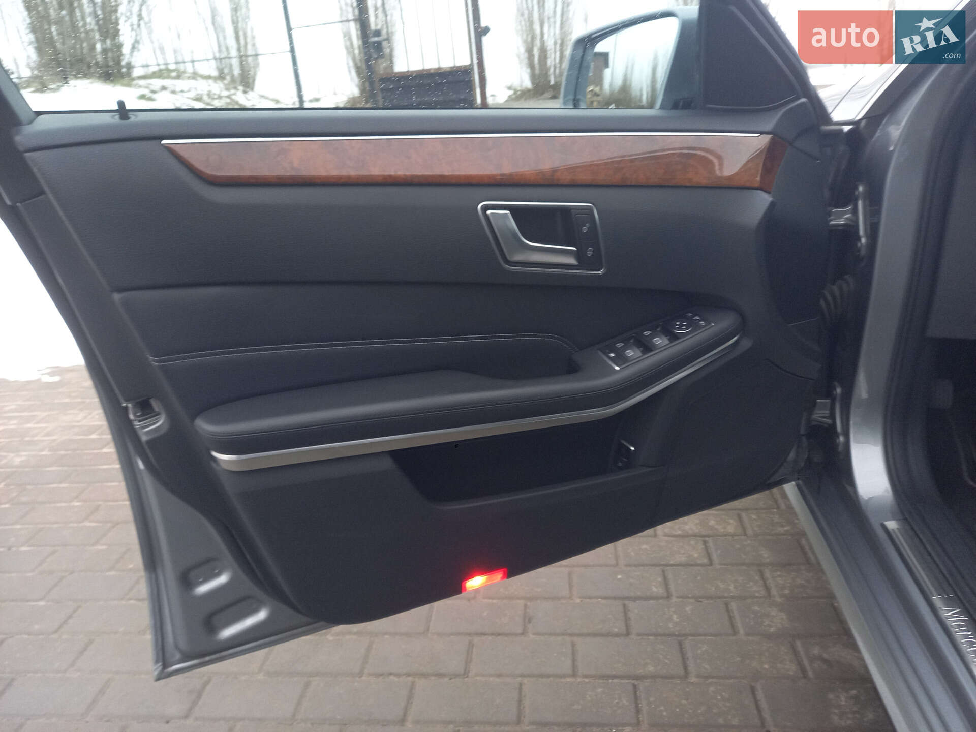 Mercedes-Benz E-Class 2014 VIN WDD2122051B009711 фото оголошення 18 з 30