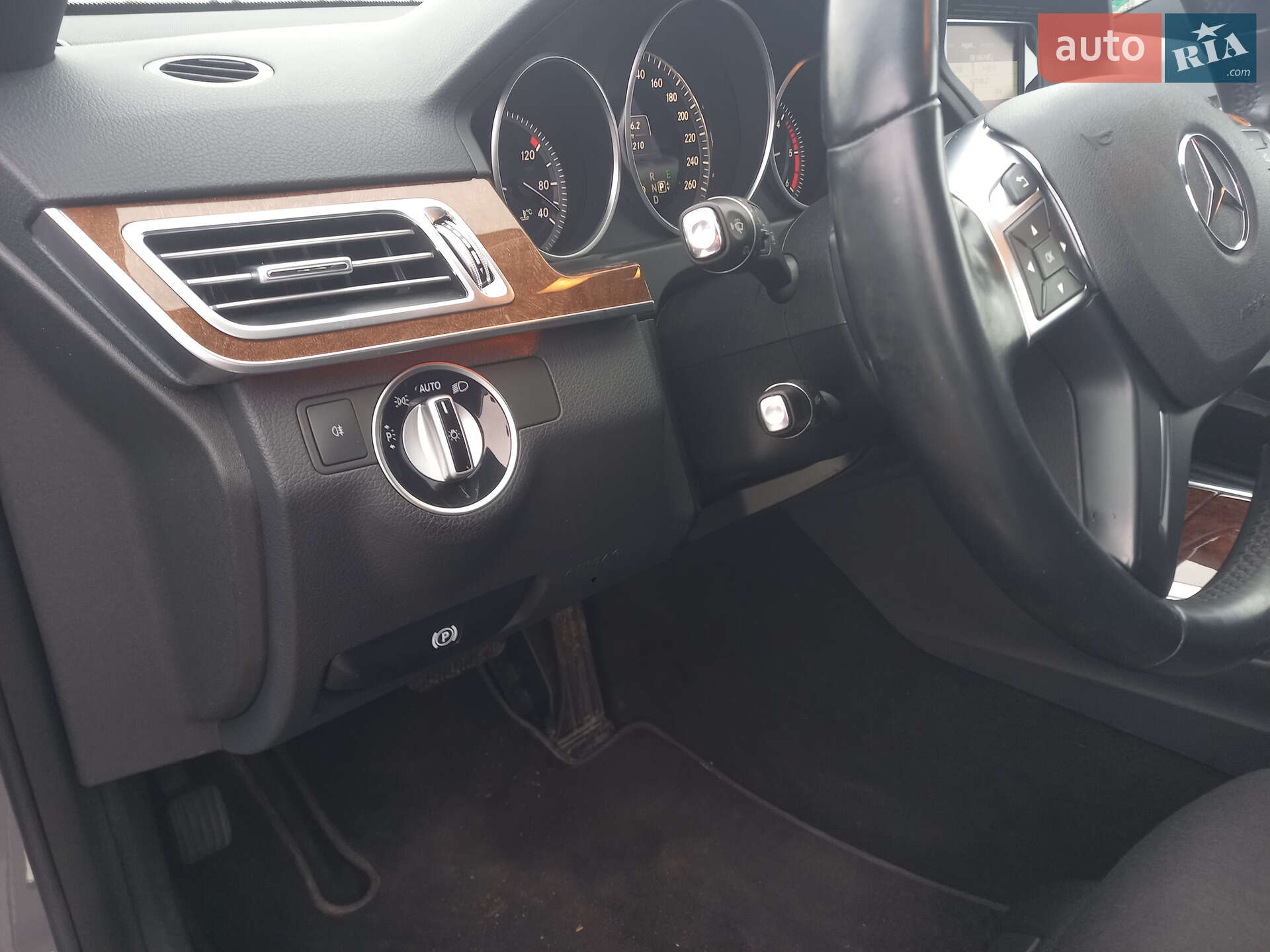 Mercedes-Benz E-Class 2014 VIN WDD2122051B009711 фото оголошення 7 з 30
