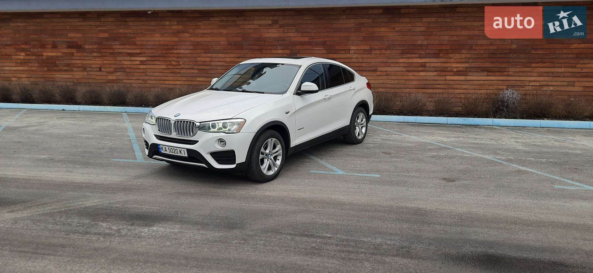BMW X4 2016 VIN 5UXXW3C55G0R22701 фото оголошення 4 з 40