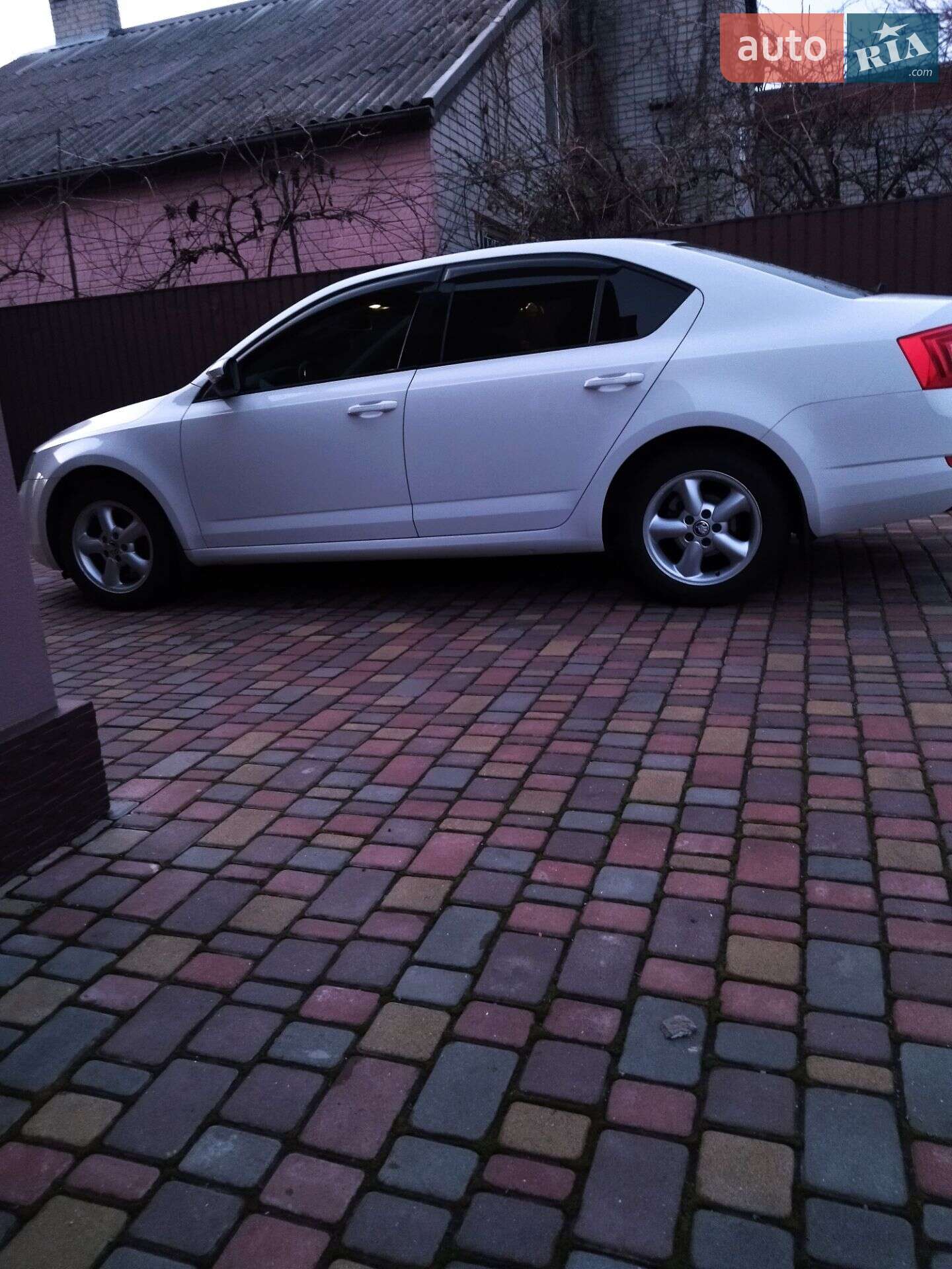 Skoda Octavia 2014 VIN TMBAB2NEXFB006092 фото оголошення 7 з 9