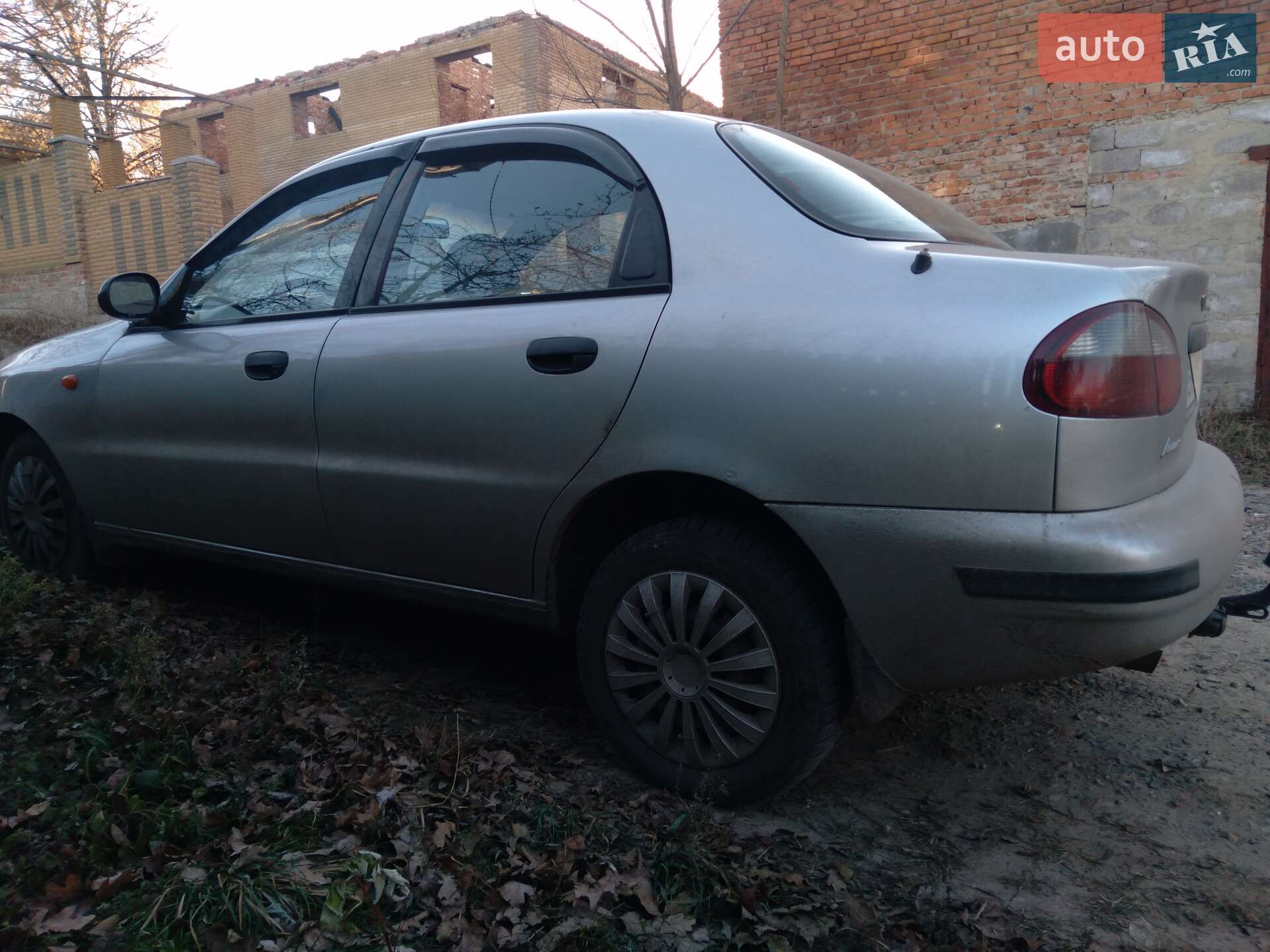 Daewoo Lanos 1998 VIN SUPTF69YDWW016275 фото оголошення 2 з 10