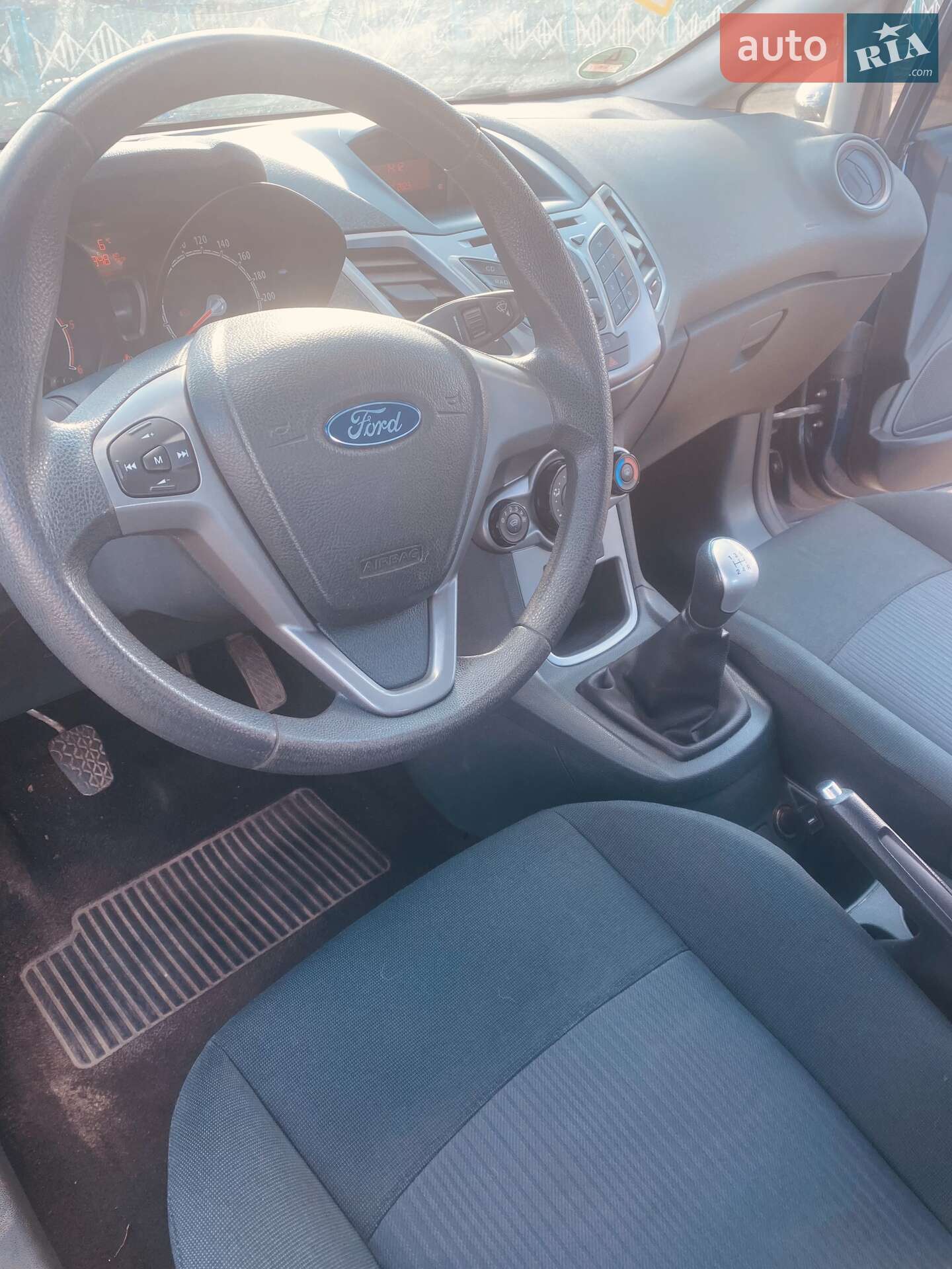 Ford Fiesta 2010 VIN WF0GXXGAJGAJ41667 фото оголошення 6 з 17