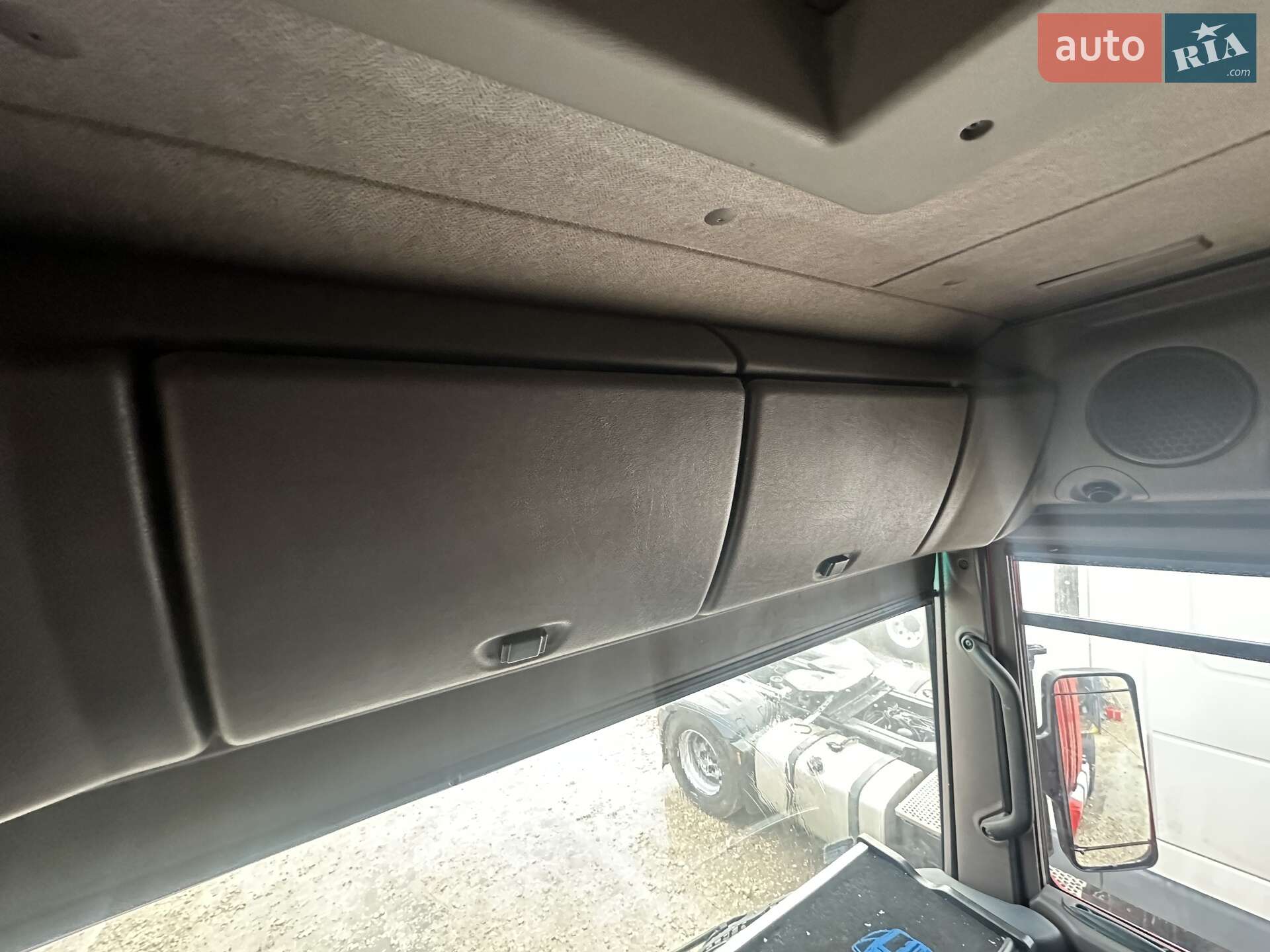 Renault Magnum 2008 VIN VF617GKA000012322 фото оголошення 31 з 34