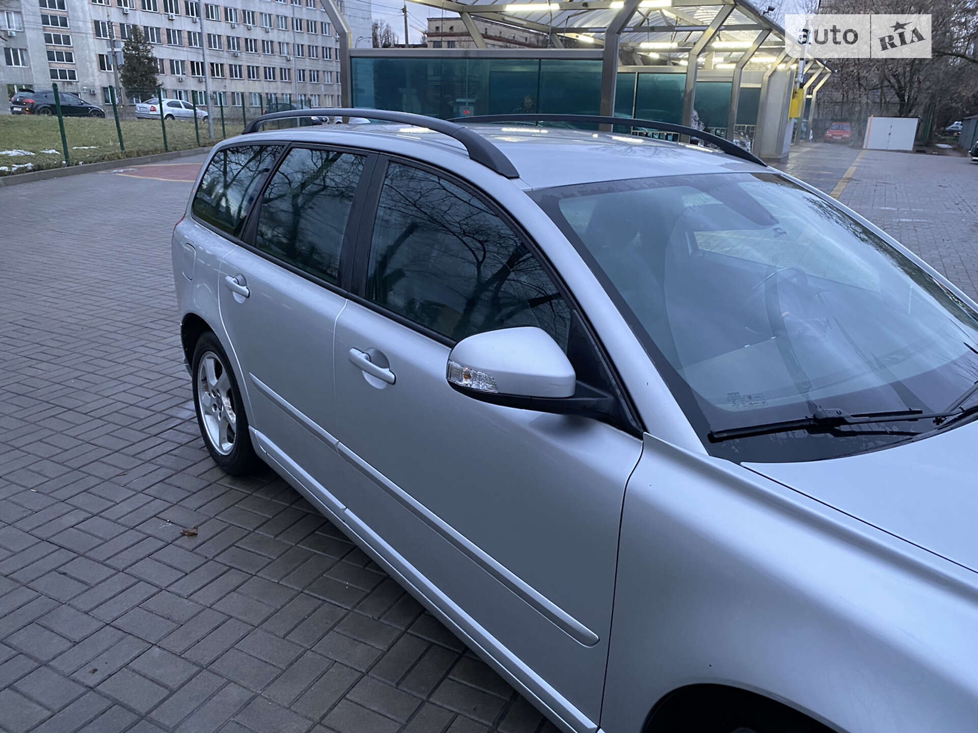 Volvo V50 2010 VIN YV1MW755BA2563591 фото оголошення 4 з 33