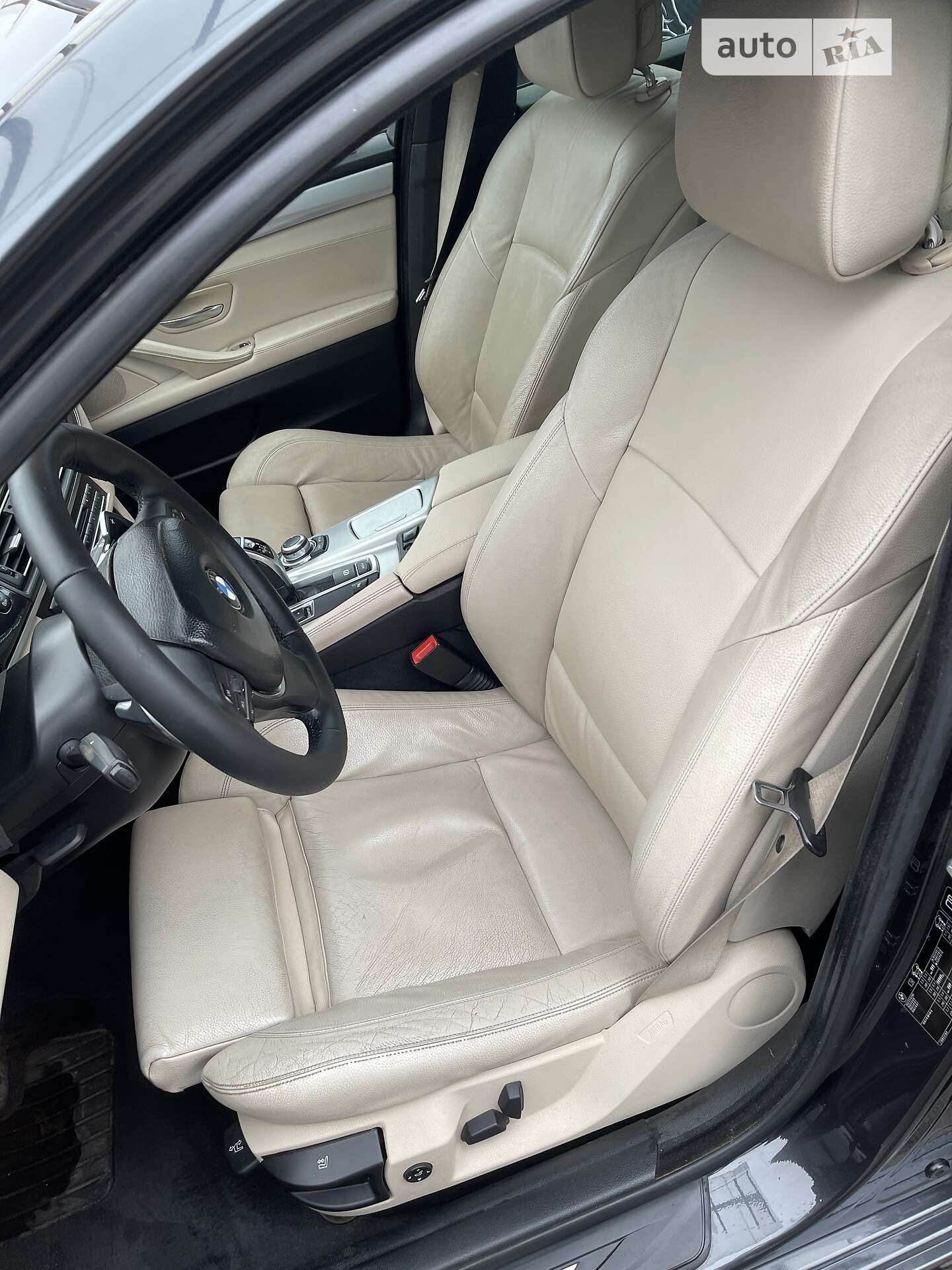 BMW 5 Series 2013 VIN WBAMX11040DY12778 фото оголошення 9 з 12