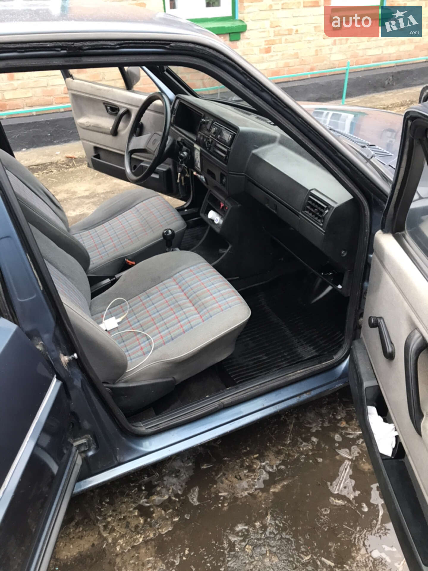 Volkswagen Jetta 1987 VIN WVWZZZ16ZHW940392 фото оголошення 6 з 8