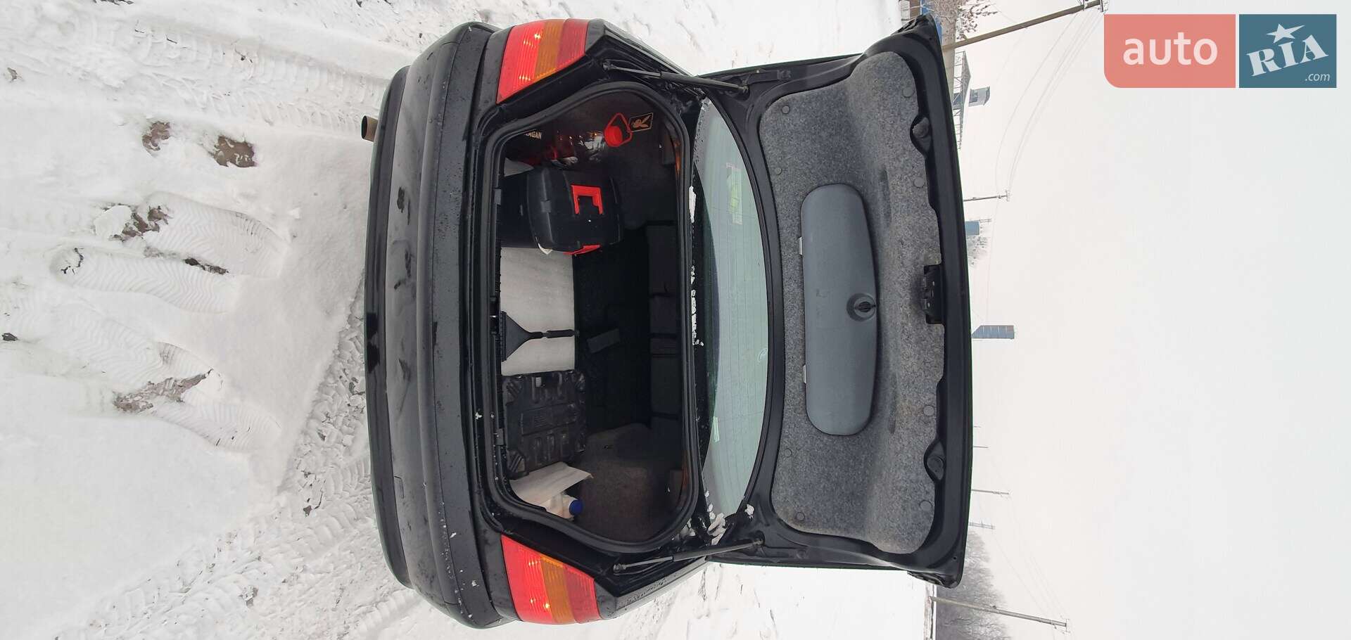 BMW 3 Series 2004 VIN WBAEY31070KS48665 фото оголошення 15 з 17