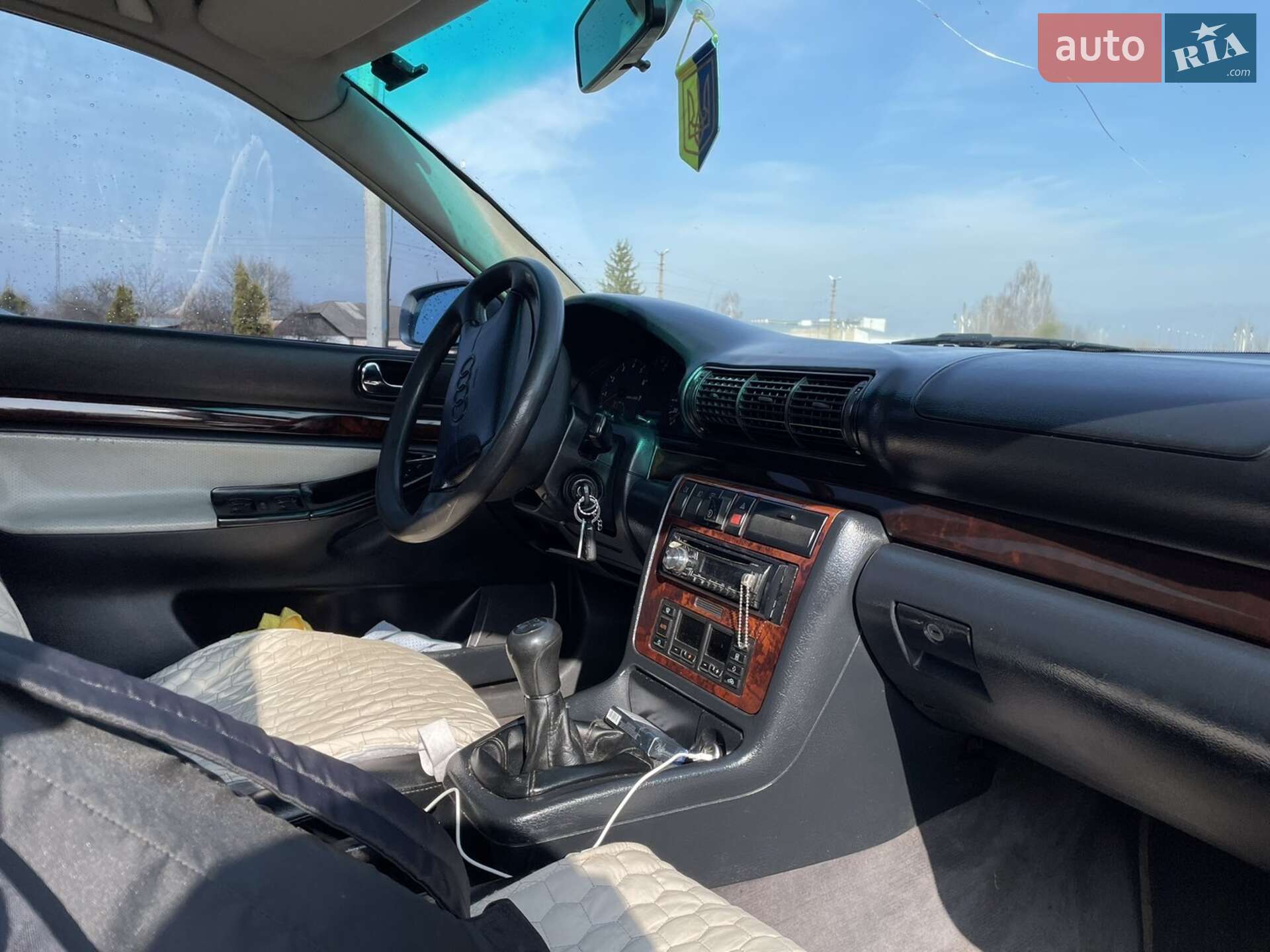 Audi A4 1996 VIN WAUZZZ8DZTA133581 фото оголошення 9 з 16