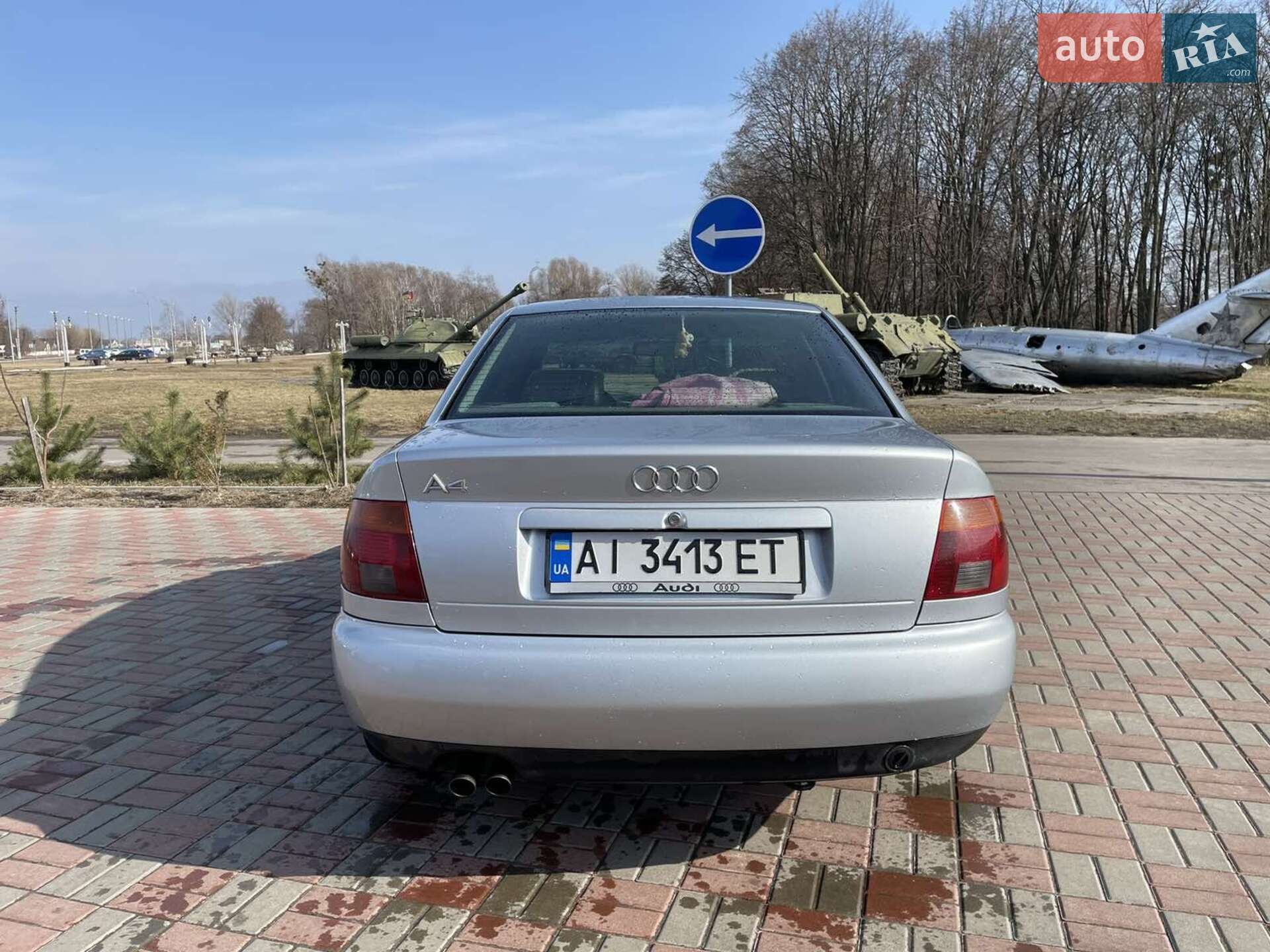 Audi A4 1996 VIN WAUZZZ8DZTA133581 фото оголошення 10 з 16