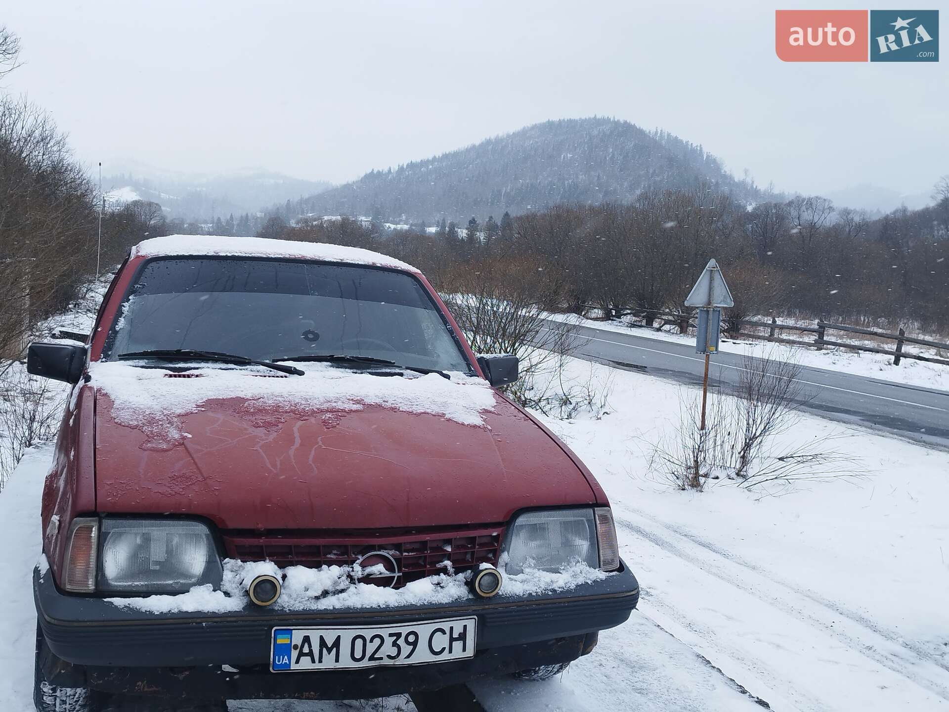Opel Ascona 1987 VIN W0L000084HV142776 фото оголошення 2 з 12