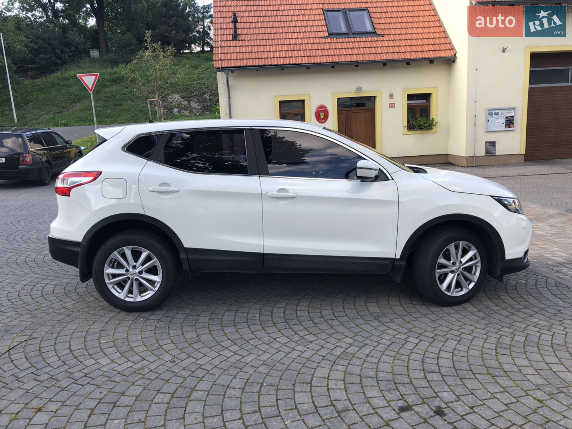 Nissan Qashqai 2015 VIN SJNFDAJ11U1409595 фото оголошення 14 з 19