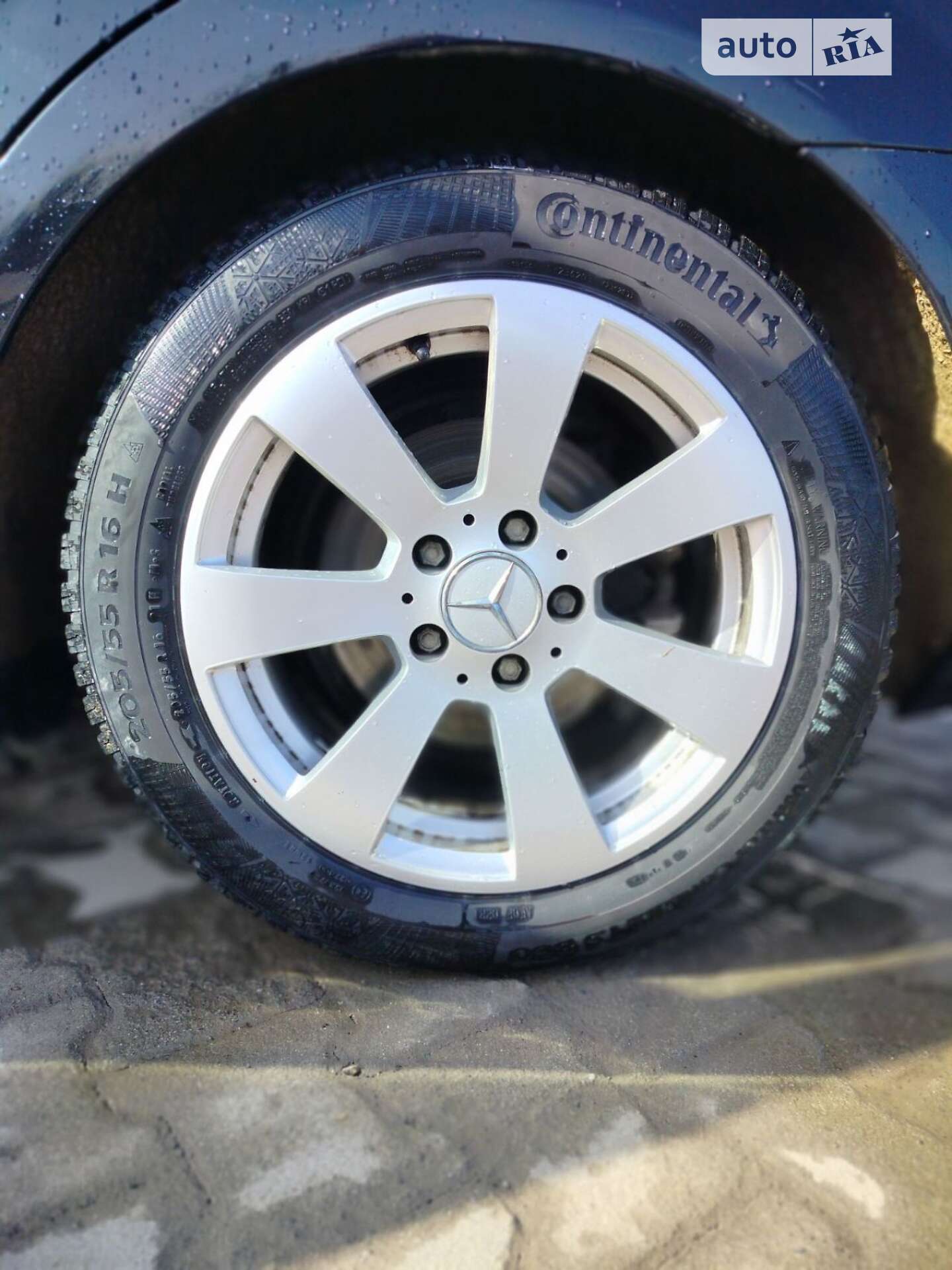 Mercedes-Benz C-Class 2010 VIN WDD2042011F515877 фото оголошення 7 з 9
