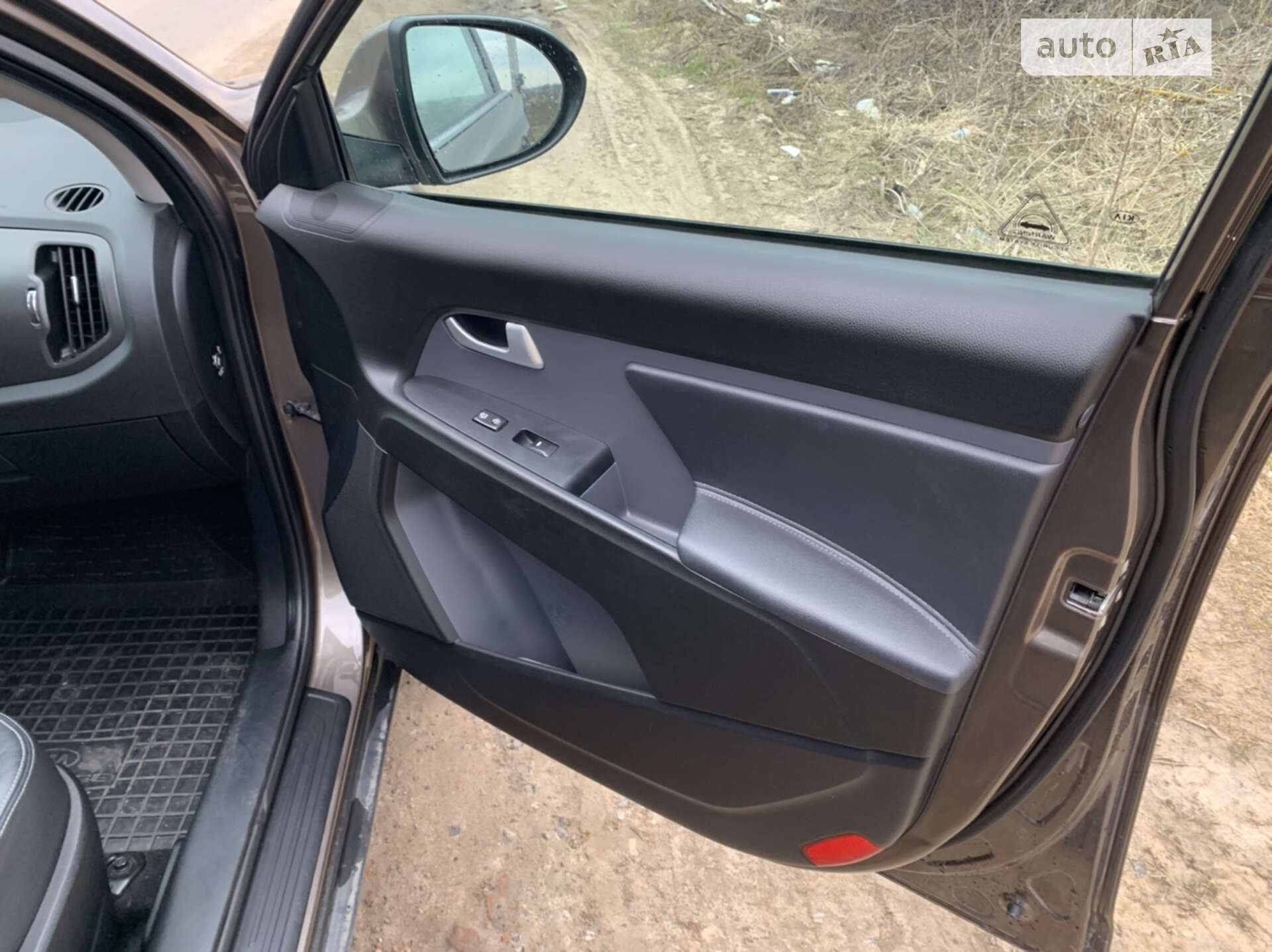 Kia Sportage 2013 VIN U5YPC813DDL374458 фото оголошення 11 з 20