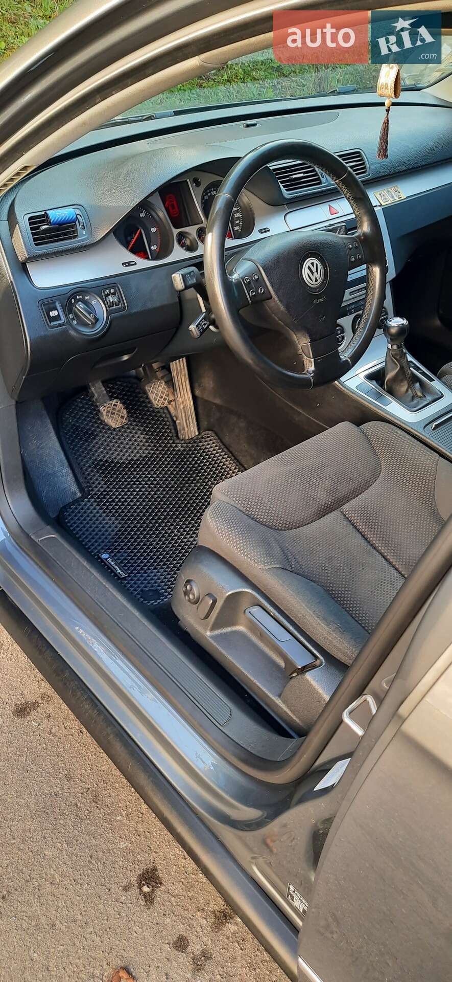 Volkswagen Passat 2008 VIN WVWZZZ3CZ8E214425 фото оголошення 2 з 9