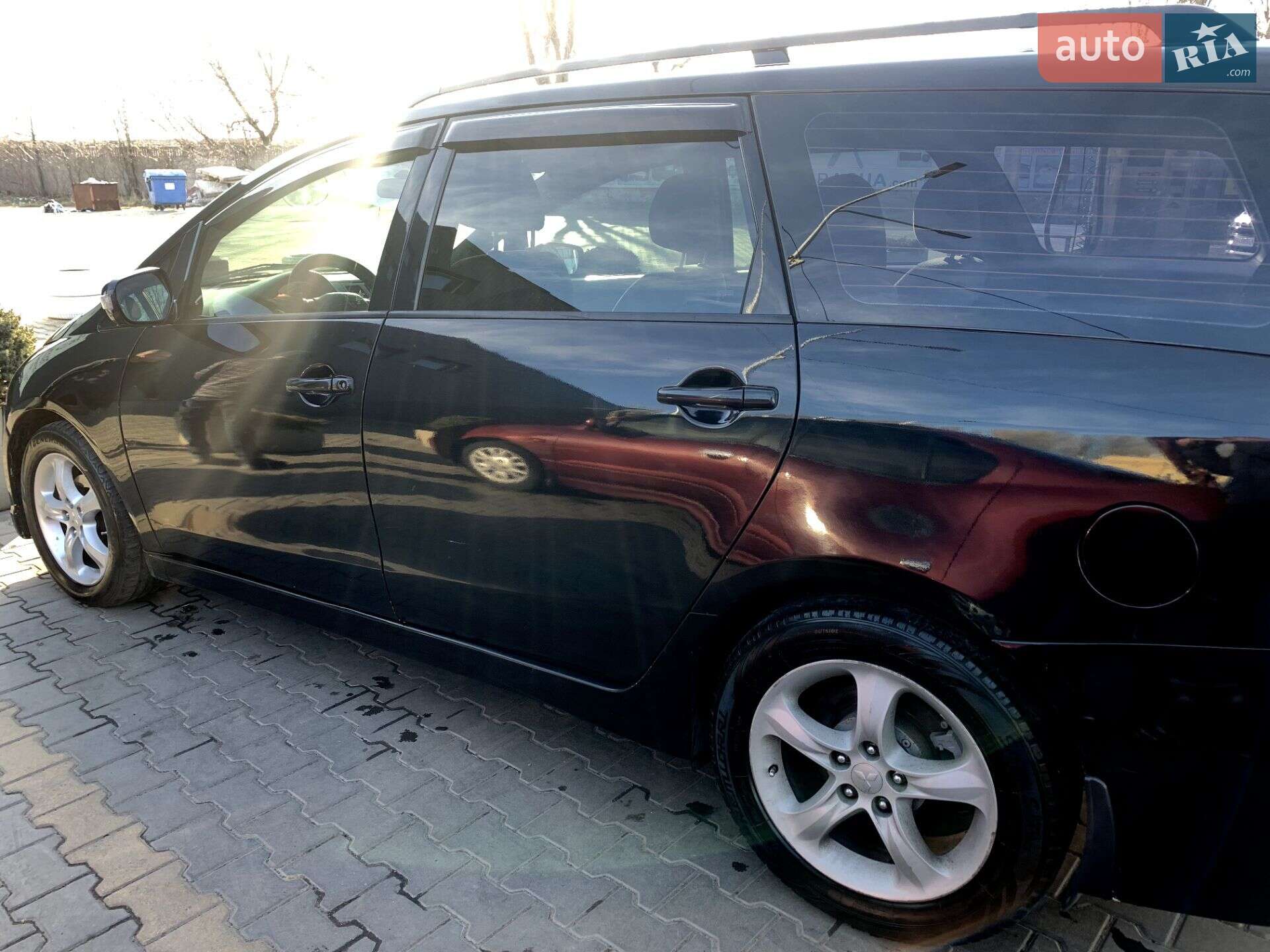 Mitsubishi Grandis 2004 VIN JMBLRNA4W4Z001831 фото оголошення 17 з 34