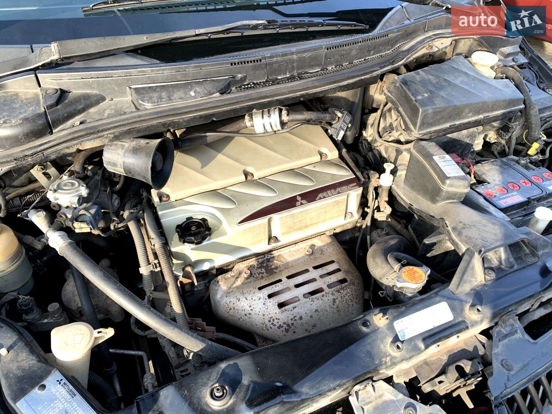 Mitsubishi Grandis 2004 VIN JMBLRNA4W4Z001831 фото оголошення 25 з 34