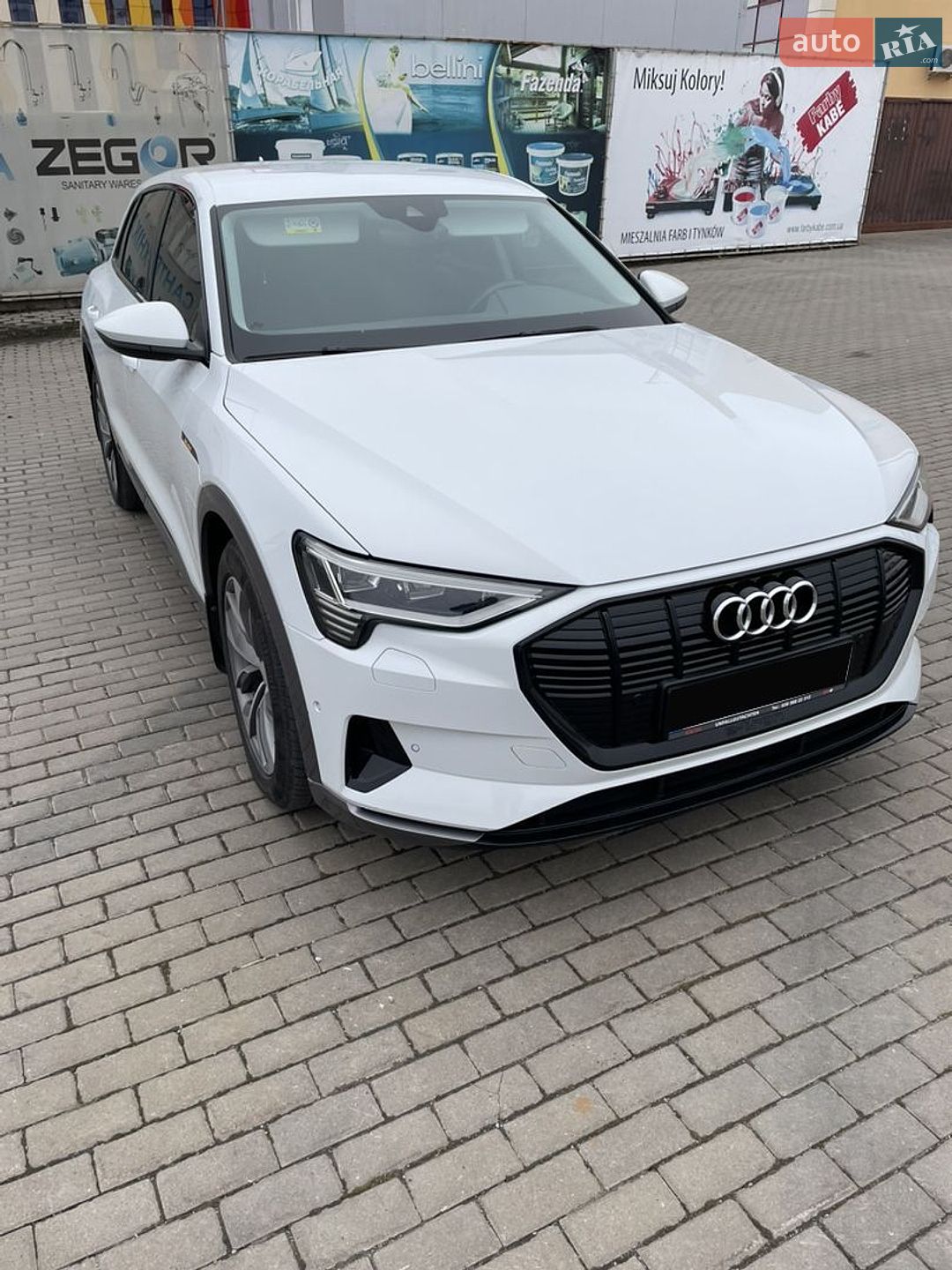 Audi e-tron 2020 VIN WAUZZZGE1LB025627 фото оголошення 8 з 15