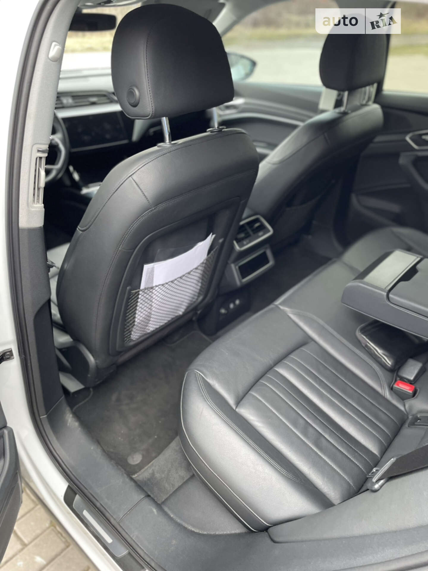 Audi e-tron 2020 VIN WAUZZZGE1LB025627 фото оголошення 12 з 15