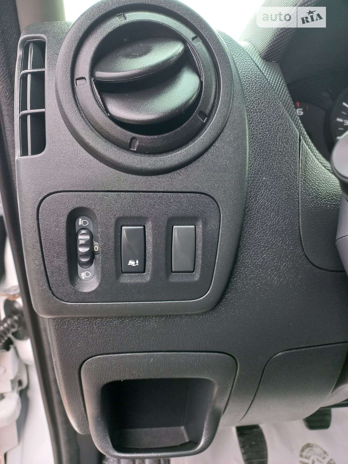 Renault Master 2018 VIN VF6MF000860142727 фото оголошення 31 з 43