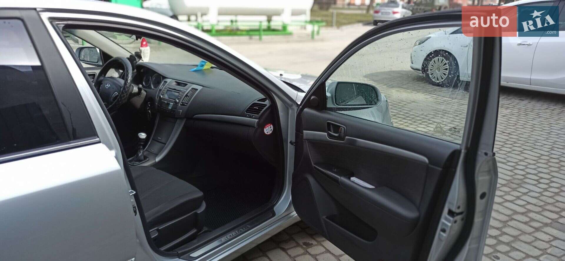Hyundai Sonata 2009 VIN KMHEU41AP9A654226 фото оголошення 7 з 29