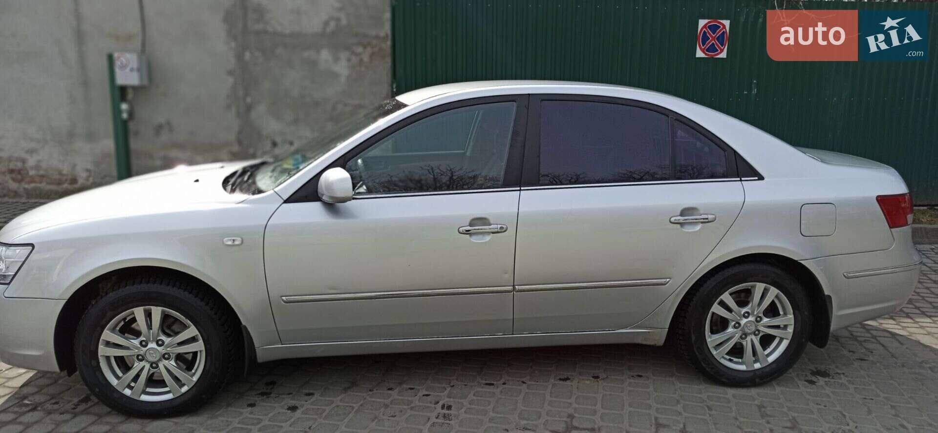 Hyundai Sonata 2009 VIN KMHEU41AP9A654226 фото оголошення 9 з 29