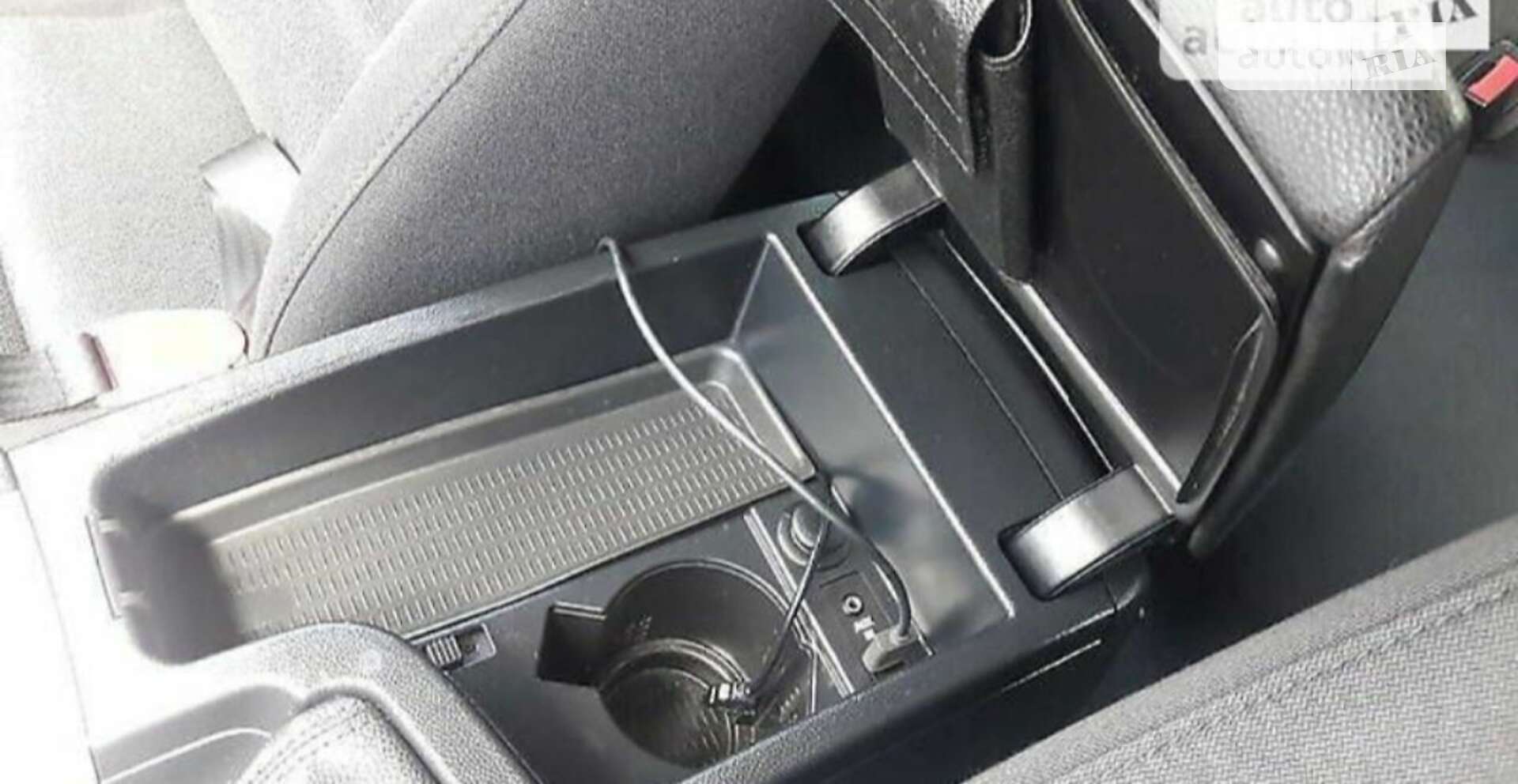 BMW 3 Series 2008 VIN WBAVG110X0A290146 фото оголошення 6 з 18