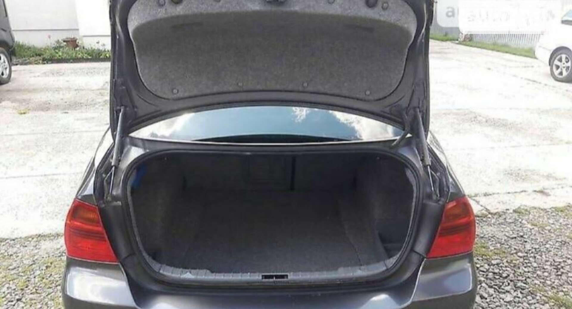 BMW 3 Series 2008 VIN WBAVG110X0A290146 фото оголошення 17 з 18