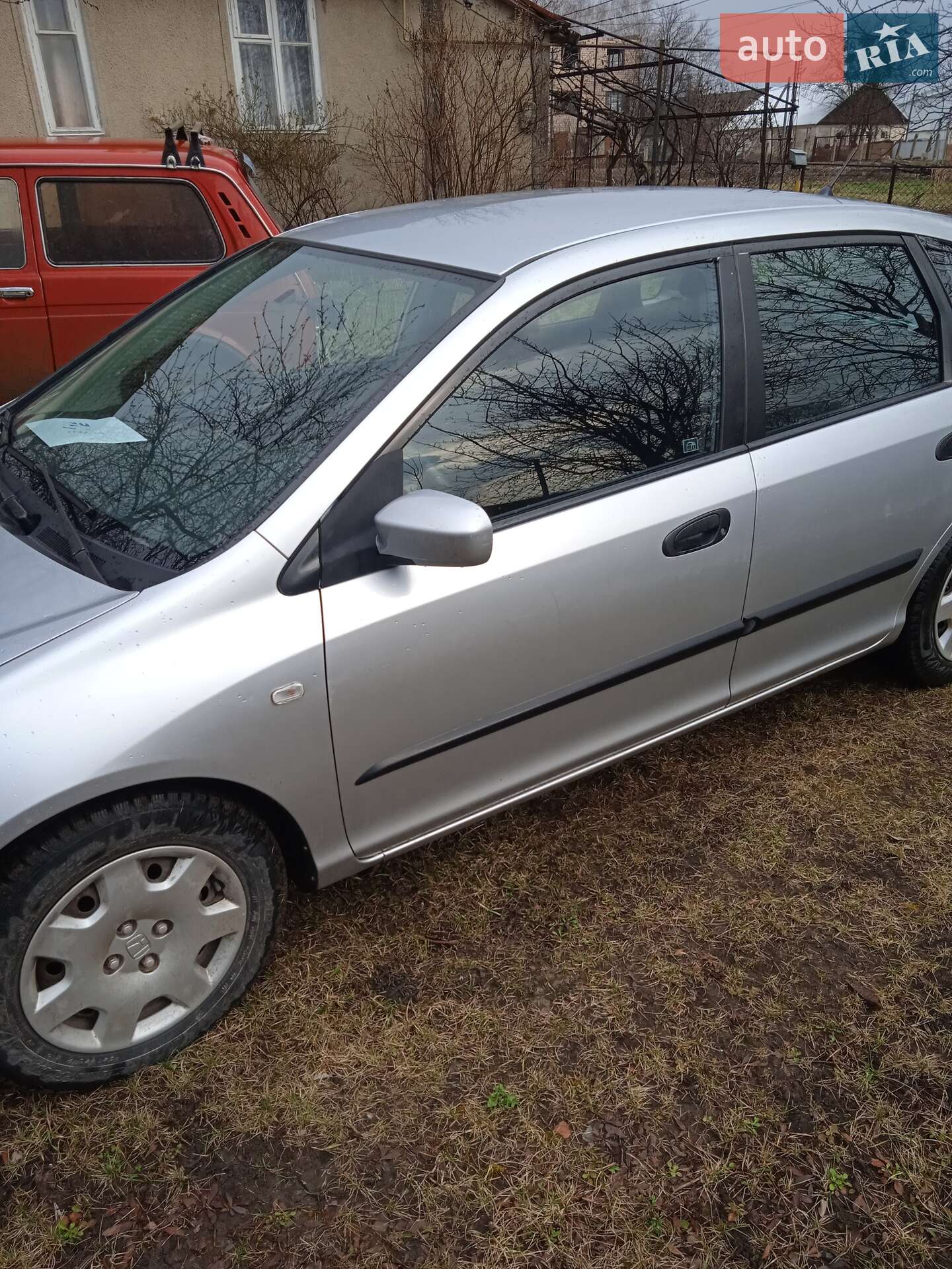 Honda Civic 2003 VIN SHHEU97503U105179 фото оголошення 4 з 17