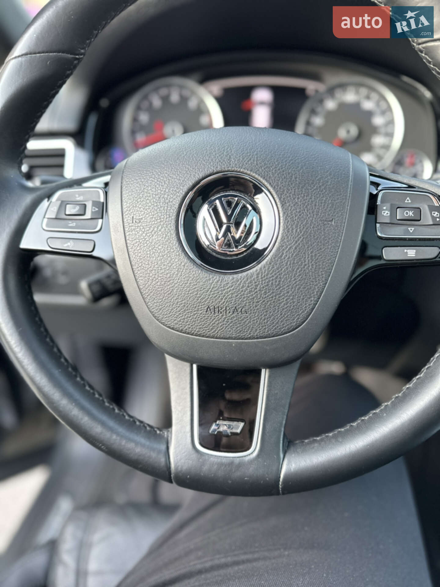 Volkswagen Touareg 2013 VIN WVGDF9BP9ED007670 фото оголошення 16 з 26