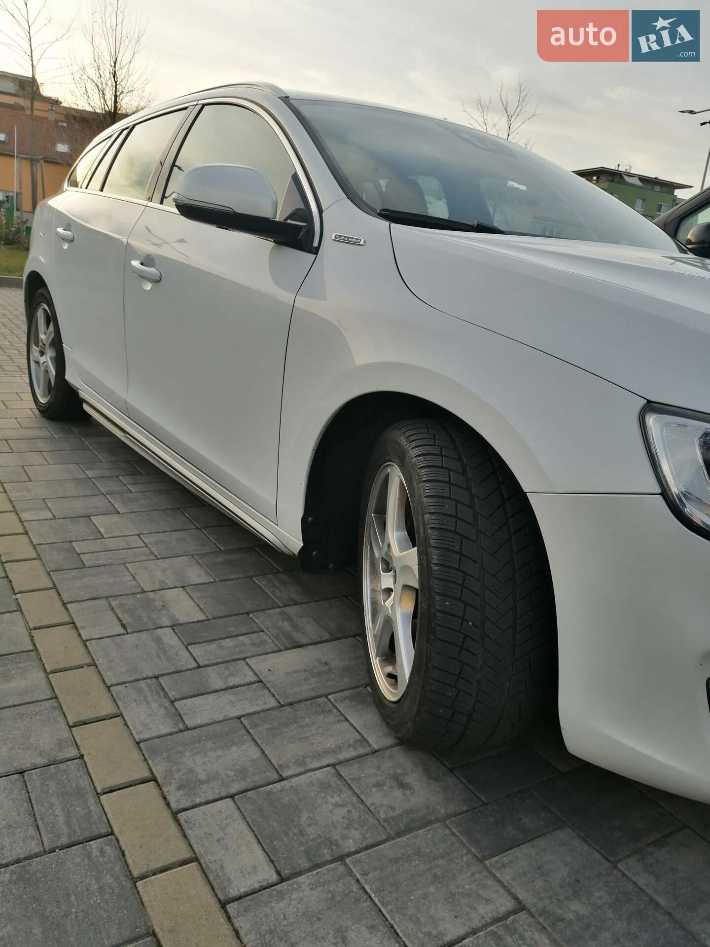 Volvo V60 2014 VIN YV1GWAA50E1191514 фото оголошення 38 з 75
