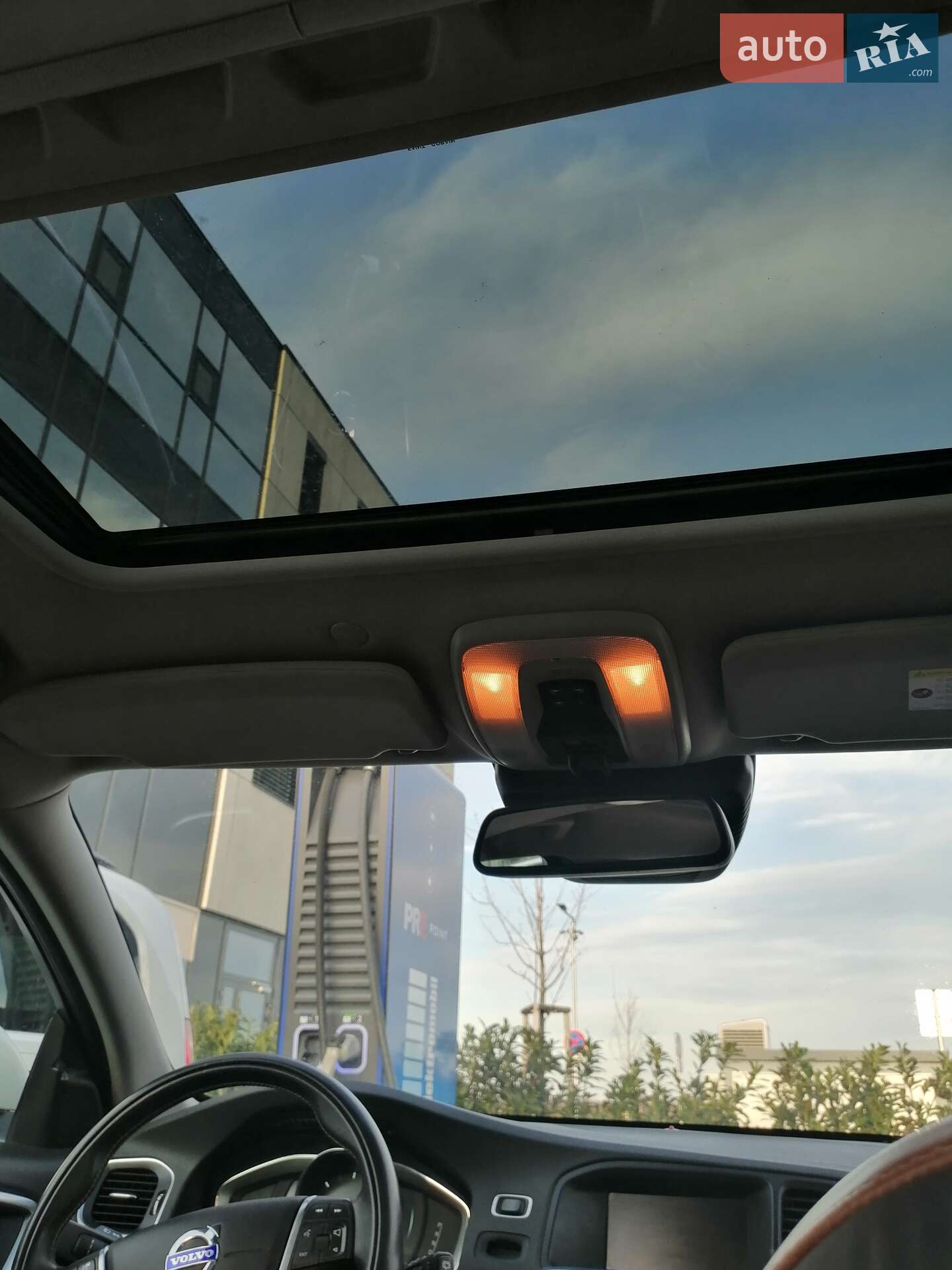 Volvo V60 2014 VIN YV1GWAA50E1191514 фото оголошення 22 з 75