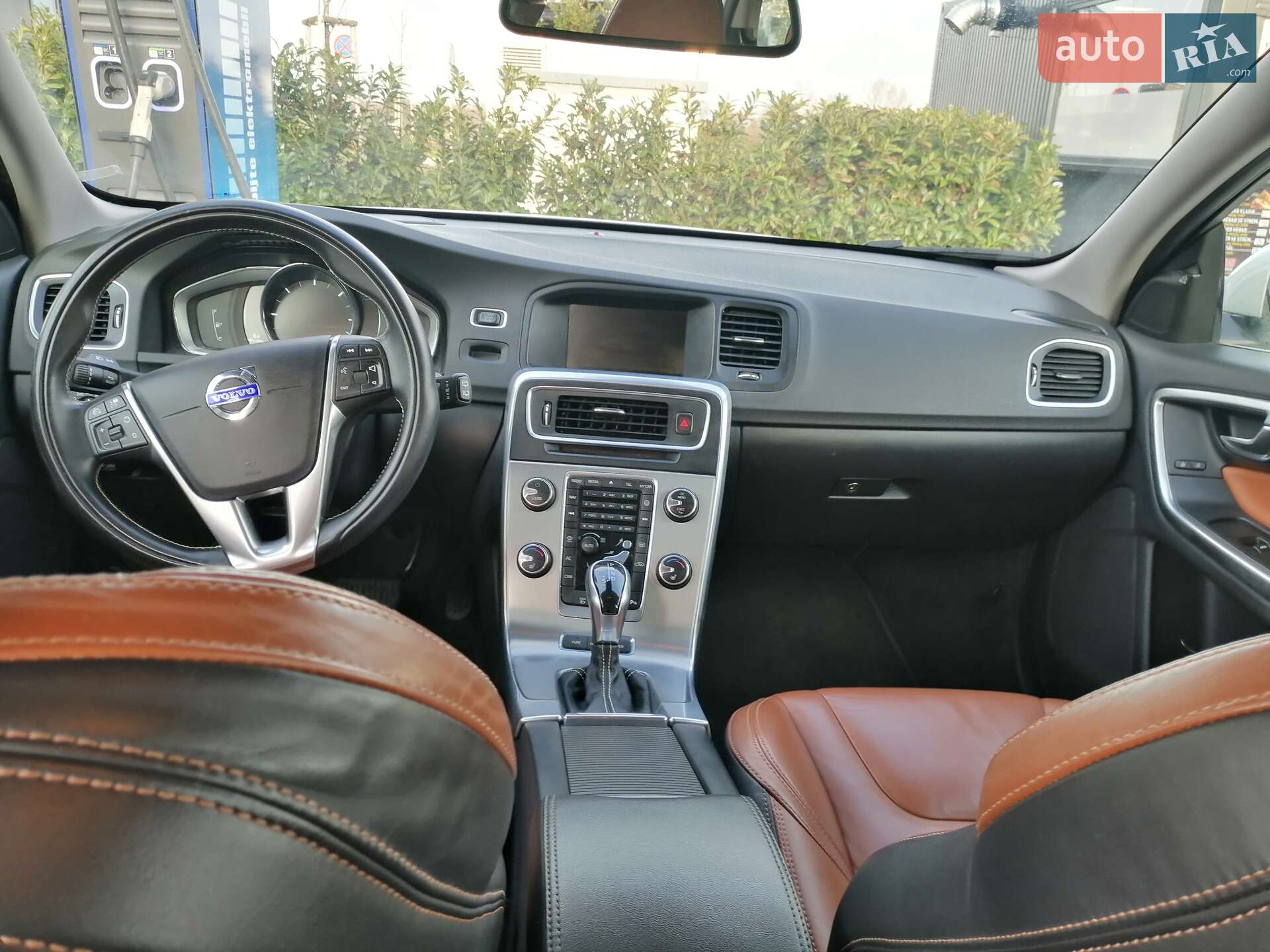 Volvo V60 2014 VIN YV1GWAA50E1191514 фото оголошення 23 з 75