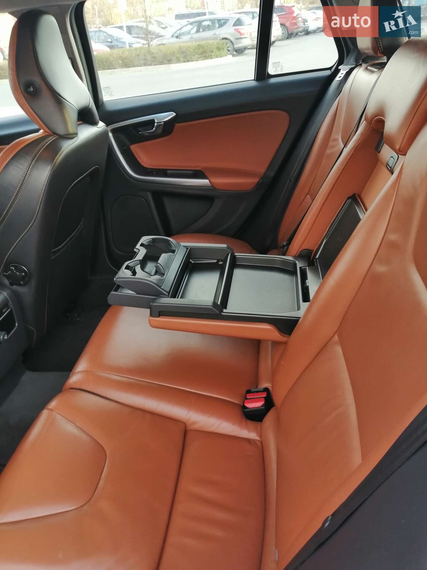 Volvo V60 2014 VIN YV1GWAA50E1191514 фото оголошення 25 з 75