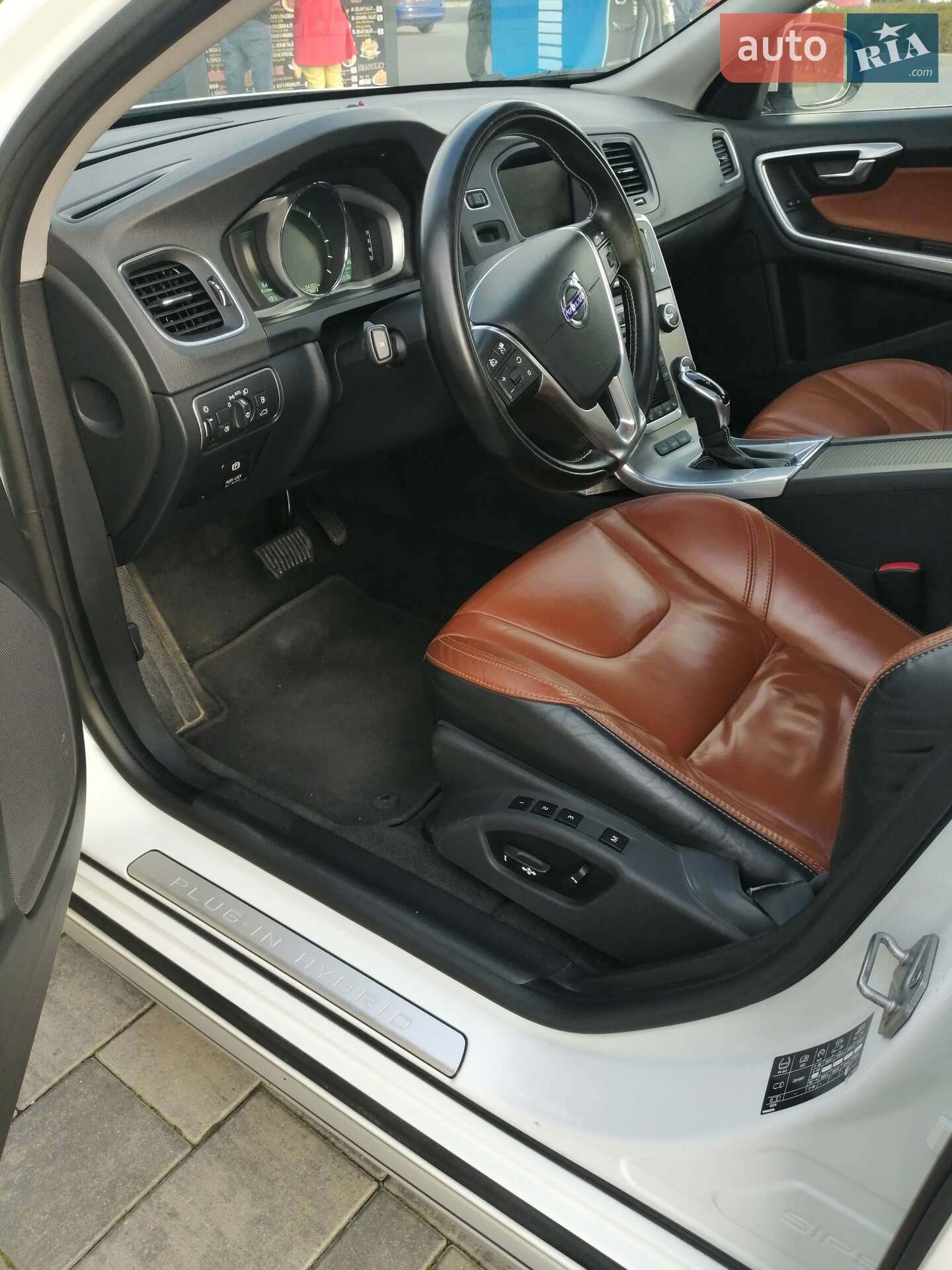 Volvo V60 2014 VIN YV1GWAA50E1191514 фото оголошення 53 з 75