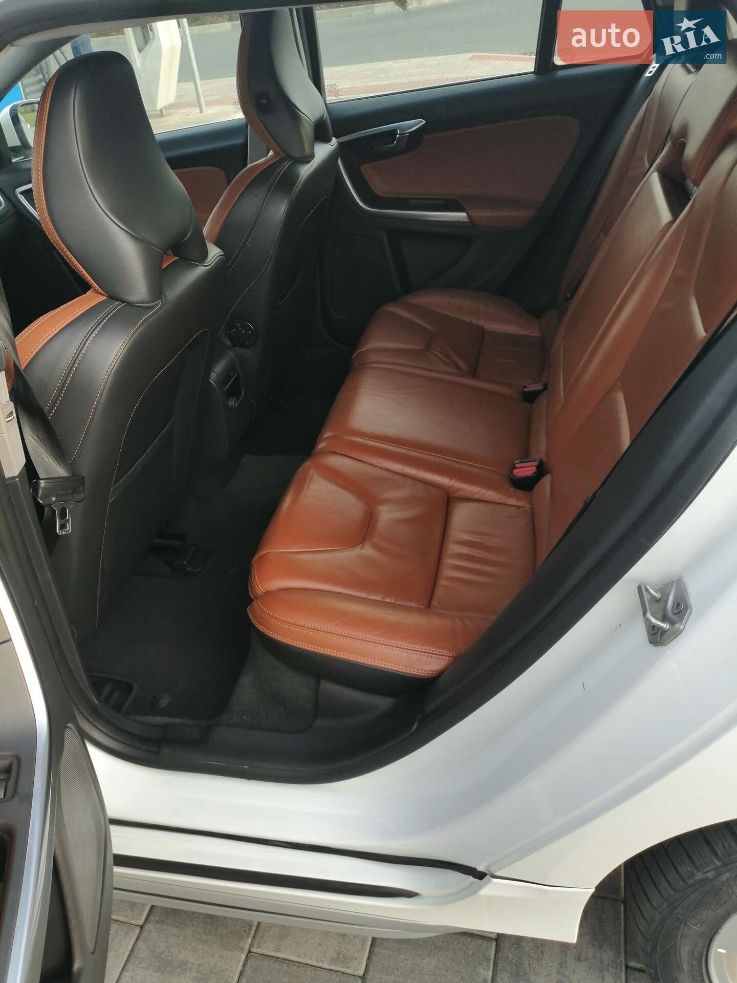 Volvo V60 2014 VIN YV1GWAA50E1191514 фото оголошення 55 з 75