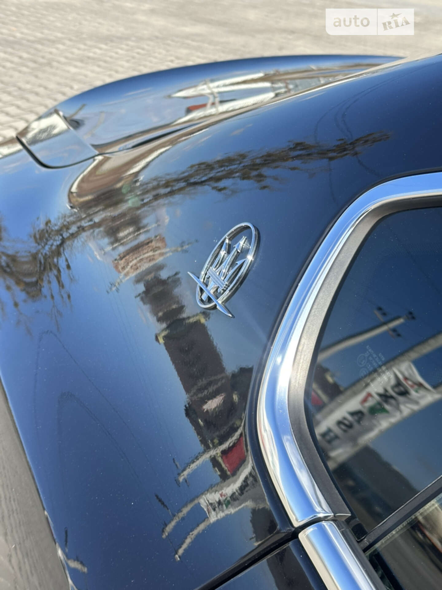 Maserati Quattroporte 2017 VIN ZAM56YPL6J1259876 фото оголошення 18 з 37