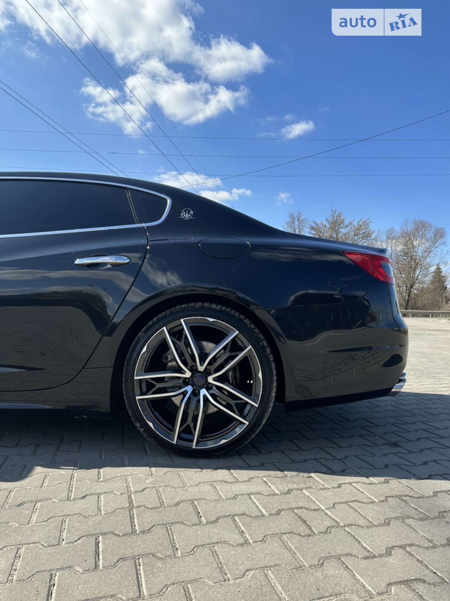 Maserati Quattroporte 2017 VIN ZAM56YPL6J1259876 фото оголошення 29 з 37