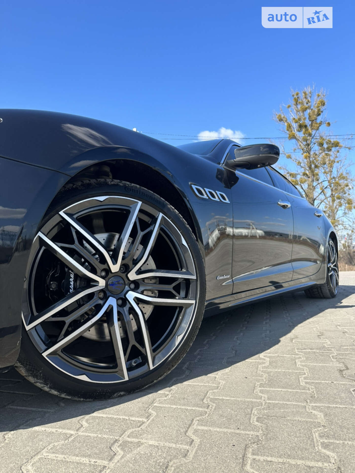 Maserati Quattroporte 2017 VIN ZAM56YPL6J1259876 фото оголошення 33 з 37