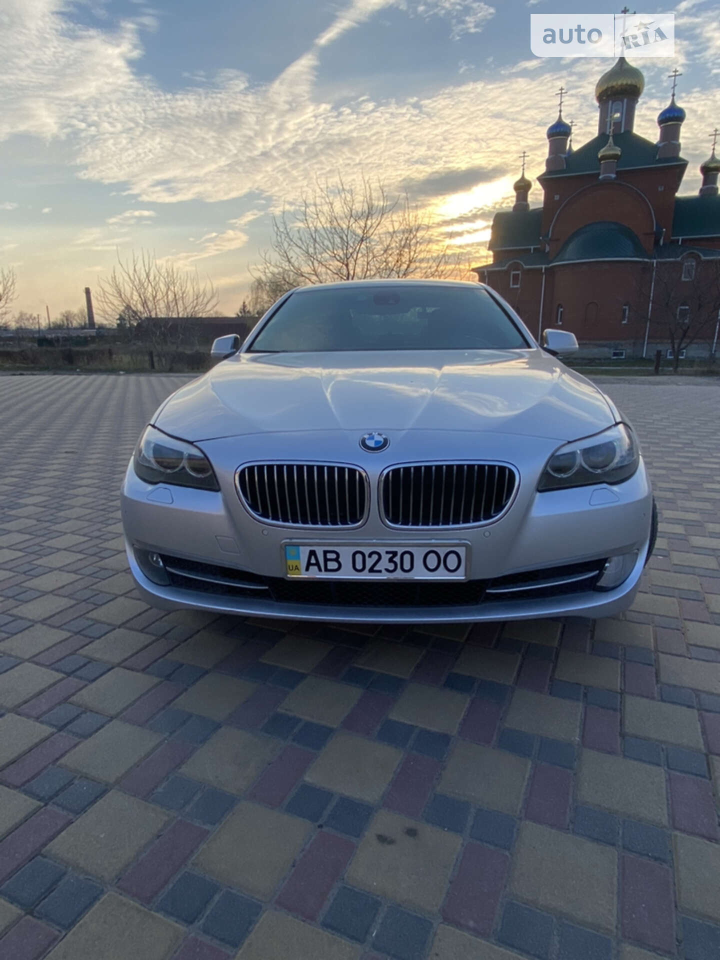 BMW 5 Series 2012 VIN WBAFW11000DY42940 фото оголошення 25 з 34