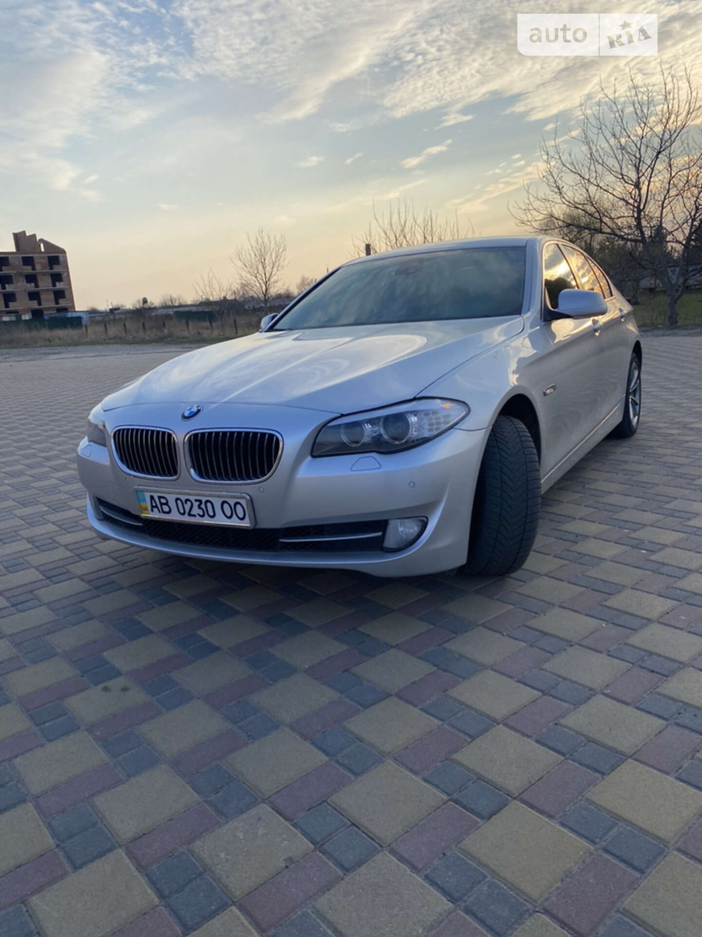 BMW 5 Series 2012 VIN WBAFW11000DY42940 фото оголошення 22 з 34