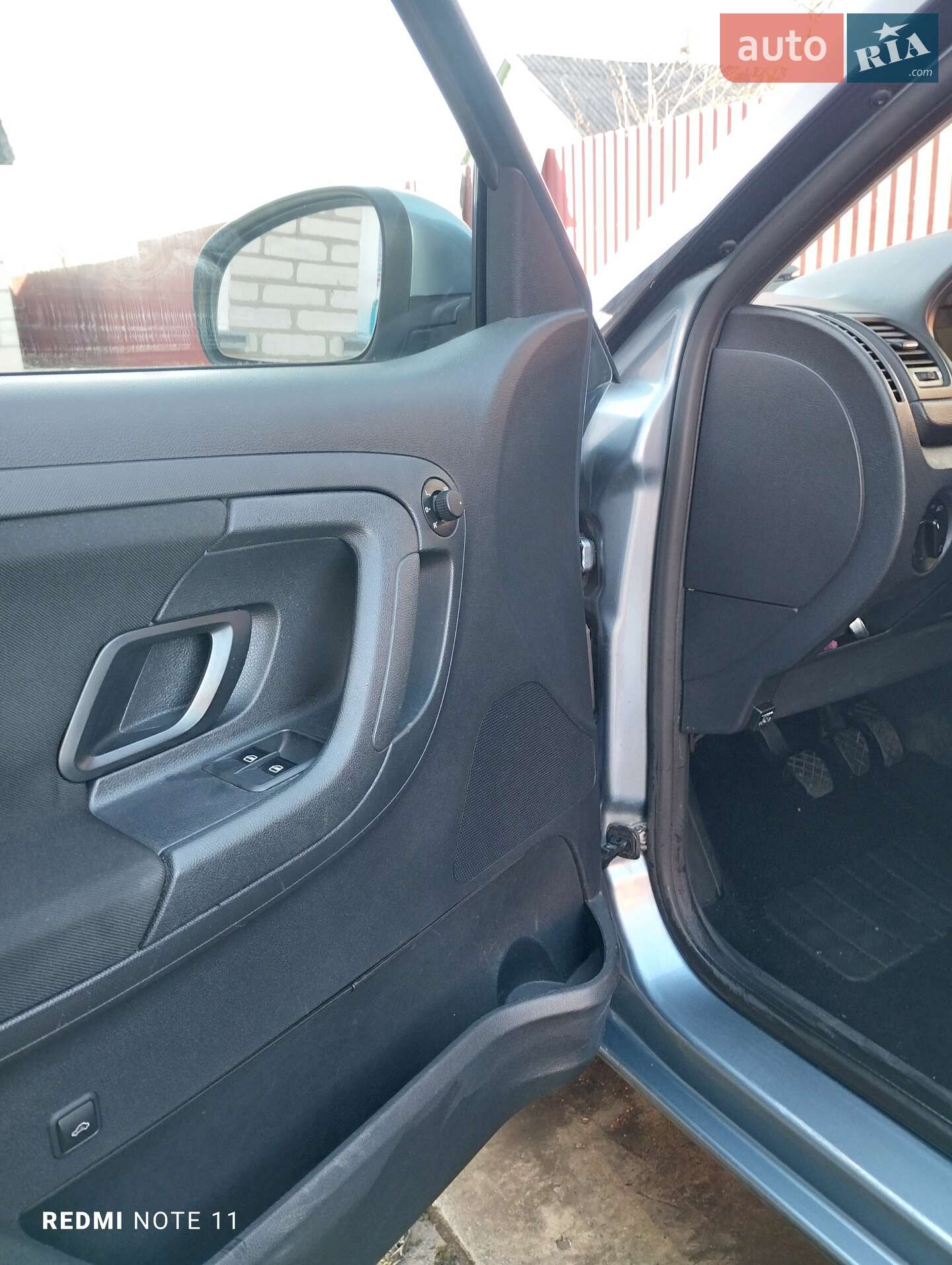 Skoda Fabia 2011 VIN TMBJC25JXC3015522 фото оголошення 7 з 14