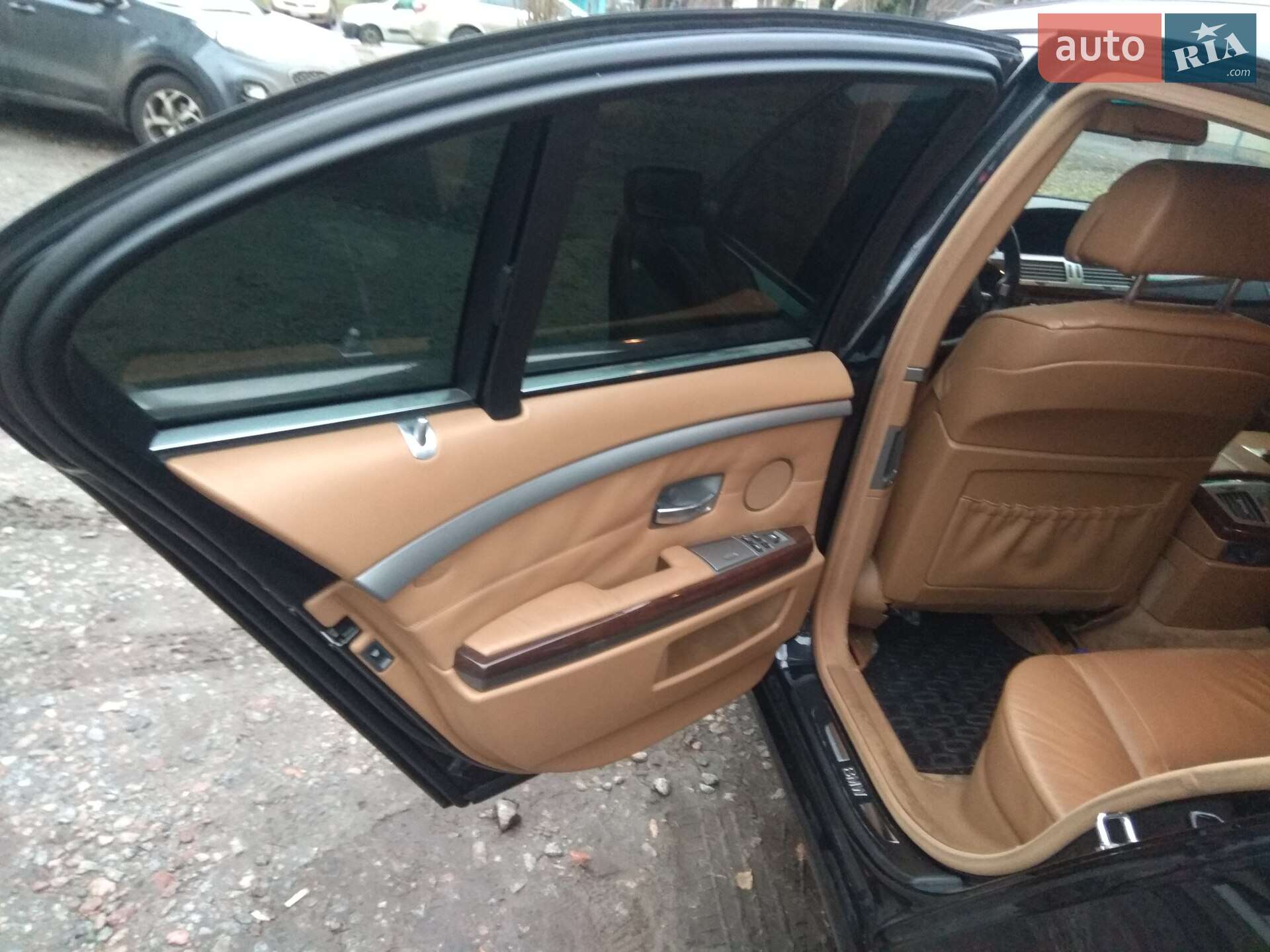 BMW 7 Series 2007 VIN WBAHM22090DN38122 фото оголошення 4 з 13