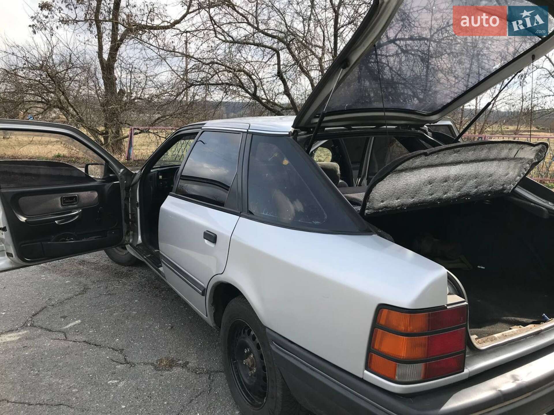 Ford Scorpio 1989 VIN WF0AXXGAGAKM44502 фото оголошення 3 з 32