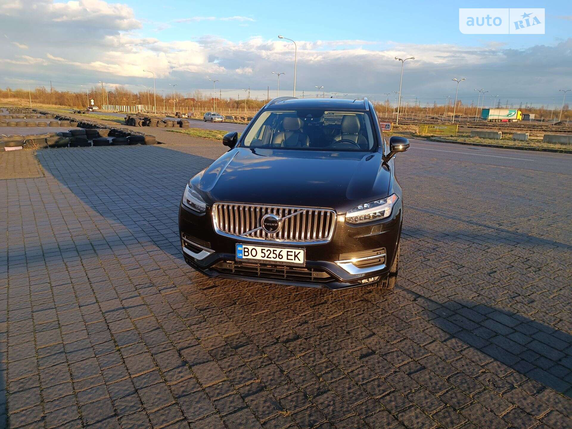 Volvo XC90 2016 VIN YV4A22PL1H1150521 фото оголошення 13 з 49